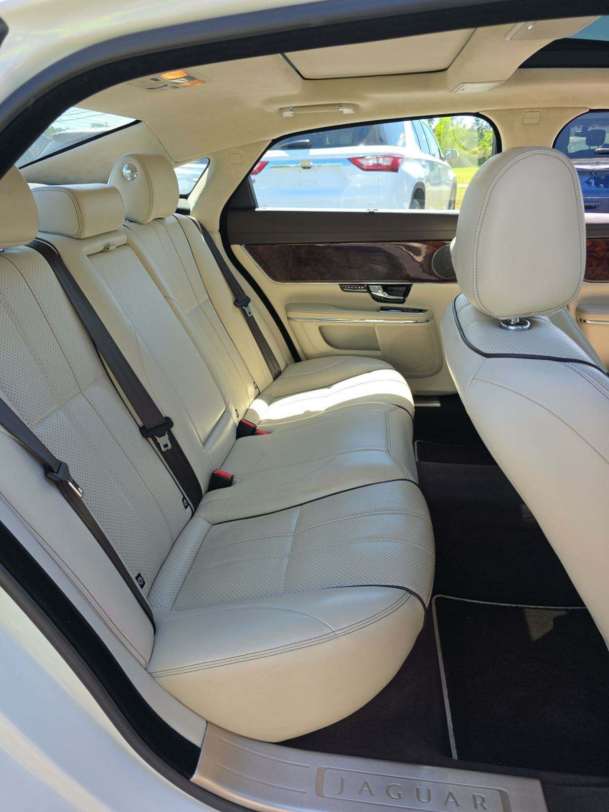2012 Jaguar XJ L RWD