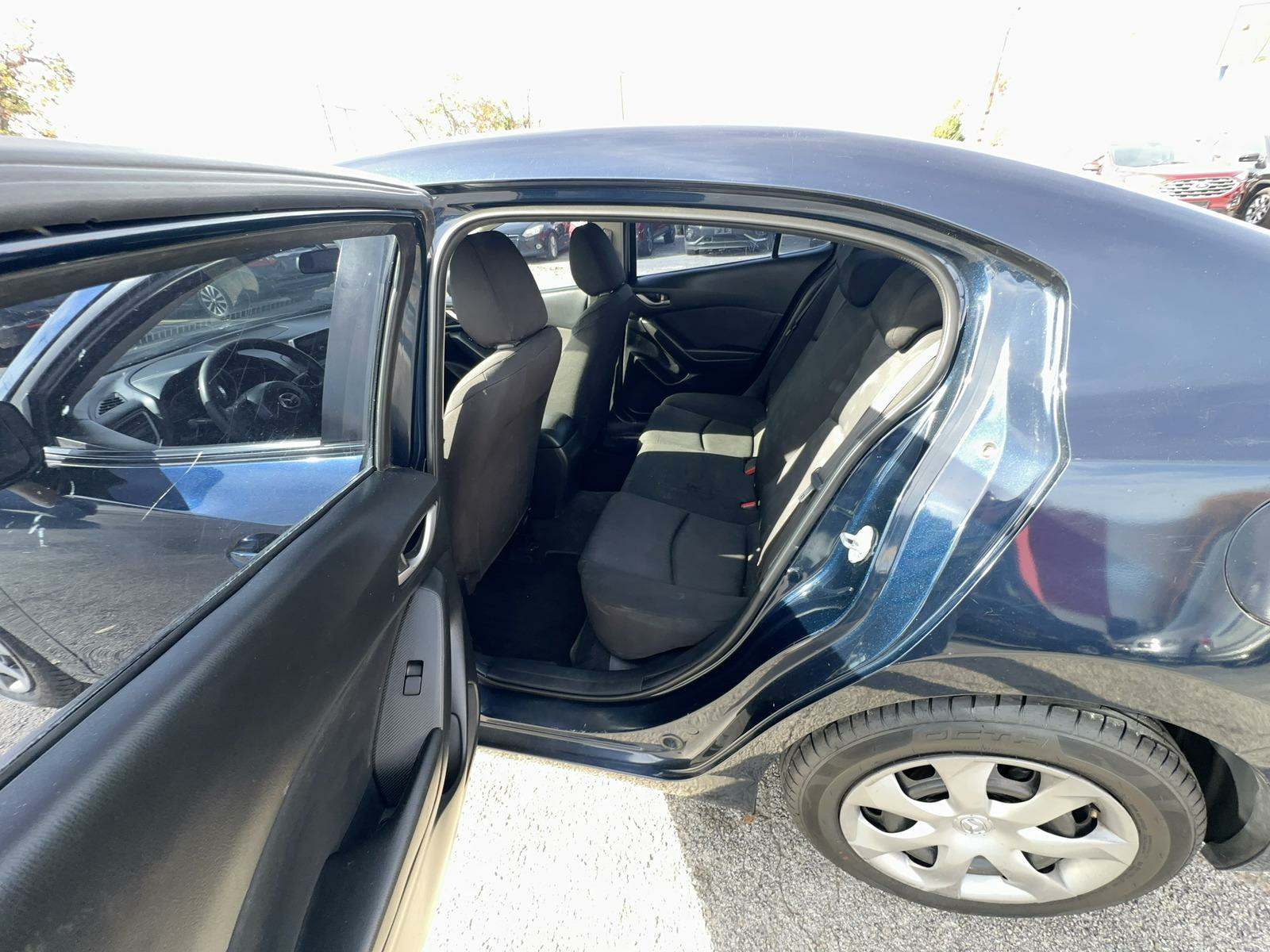 2014 MAZDA MAZDA3 i Sport FWD