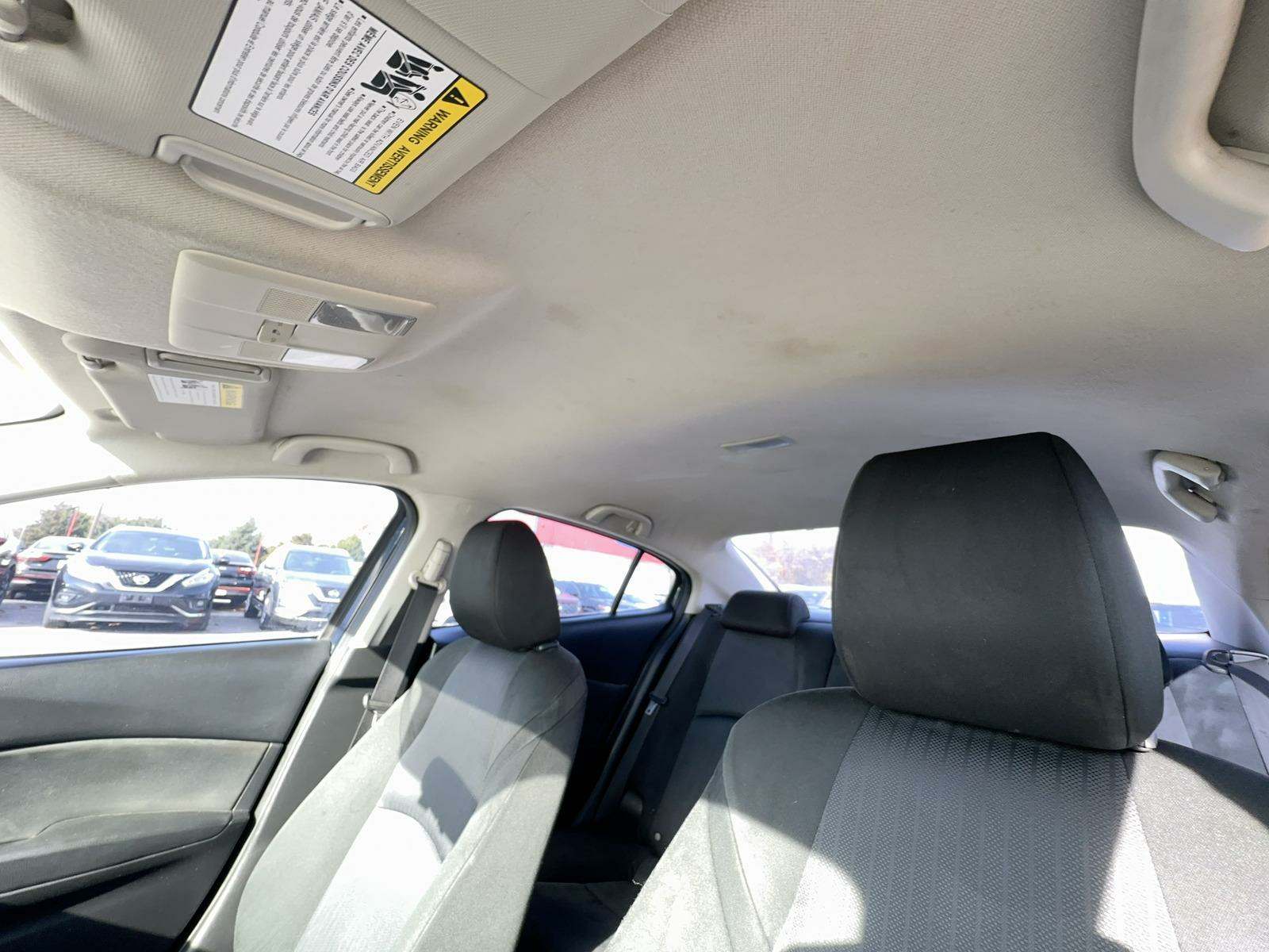 2014 MAZDA MAZDA3 i Sport FWD