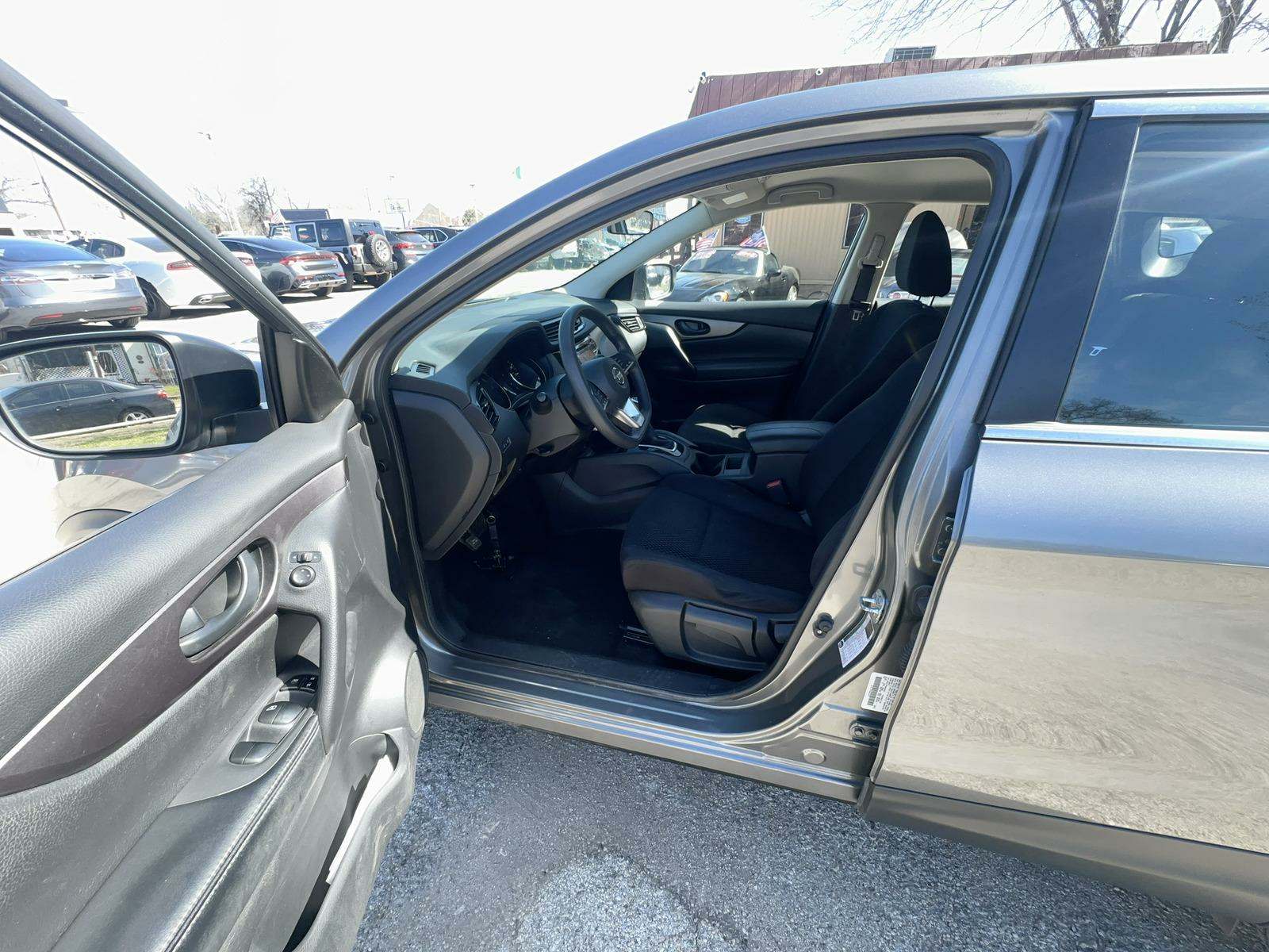 2017 Nissan Rogue Sport S FWD