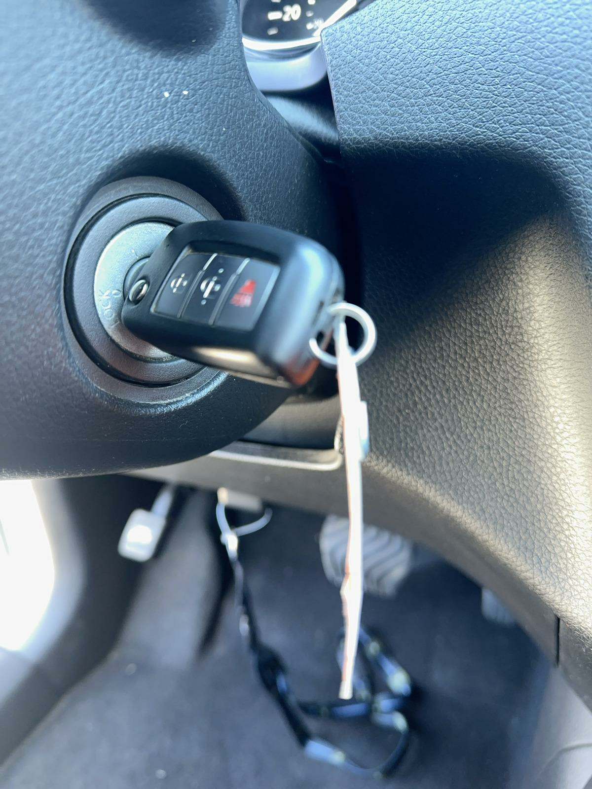 2017 Nissan Rogue Sport S FWD