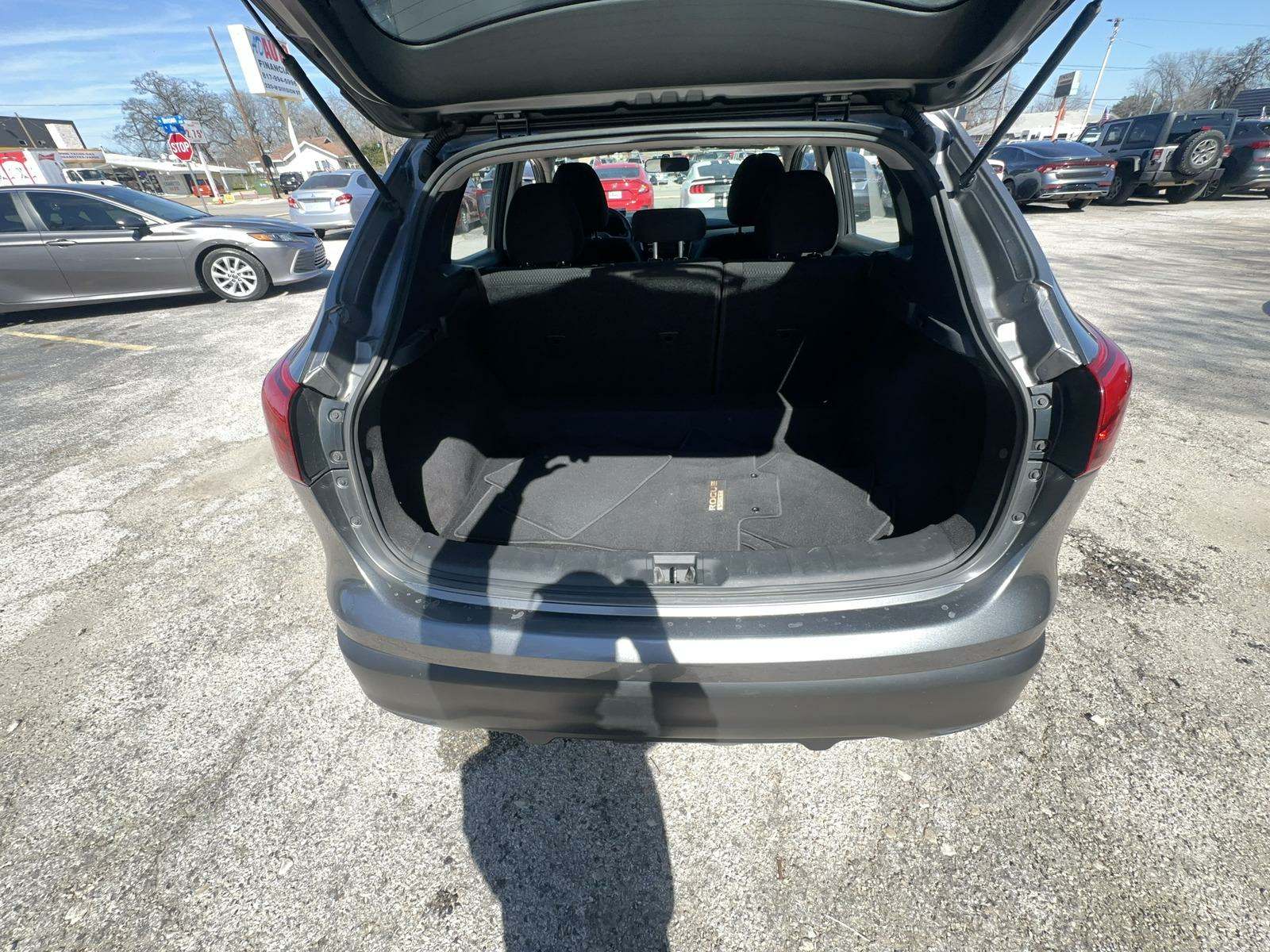 2017 Nissan Rogue Sport S FWD