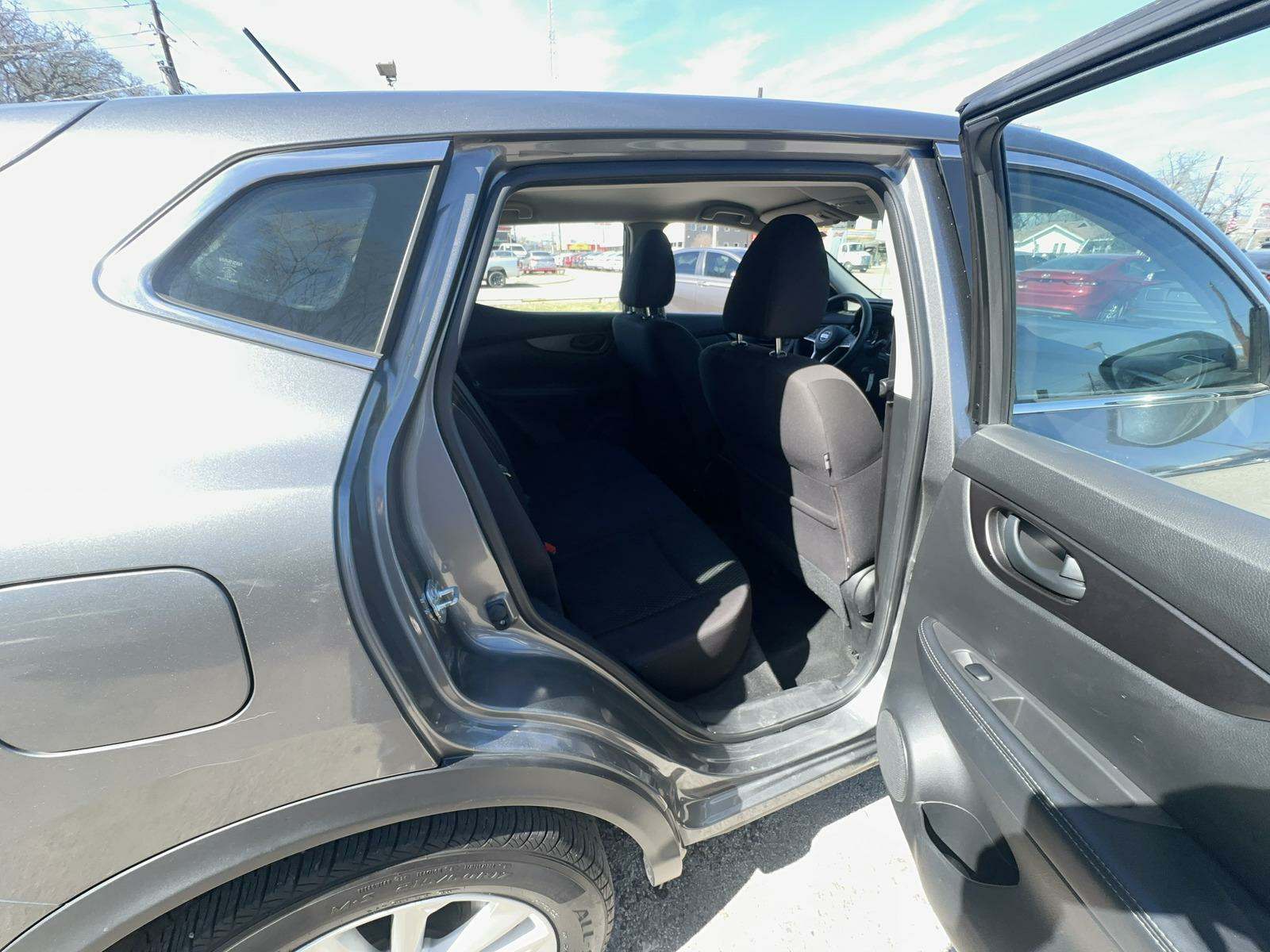 2017 Nissan Rogue Sport S FWD