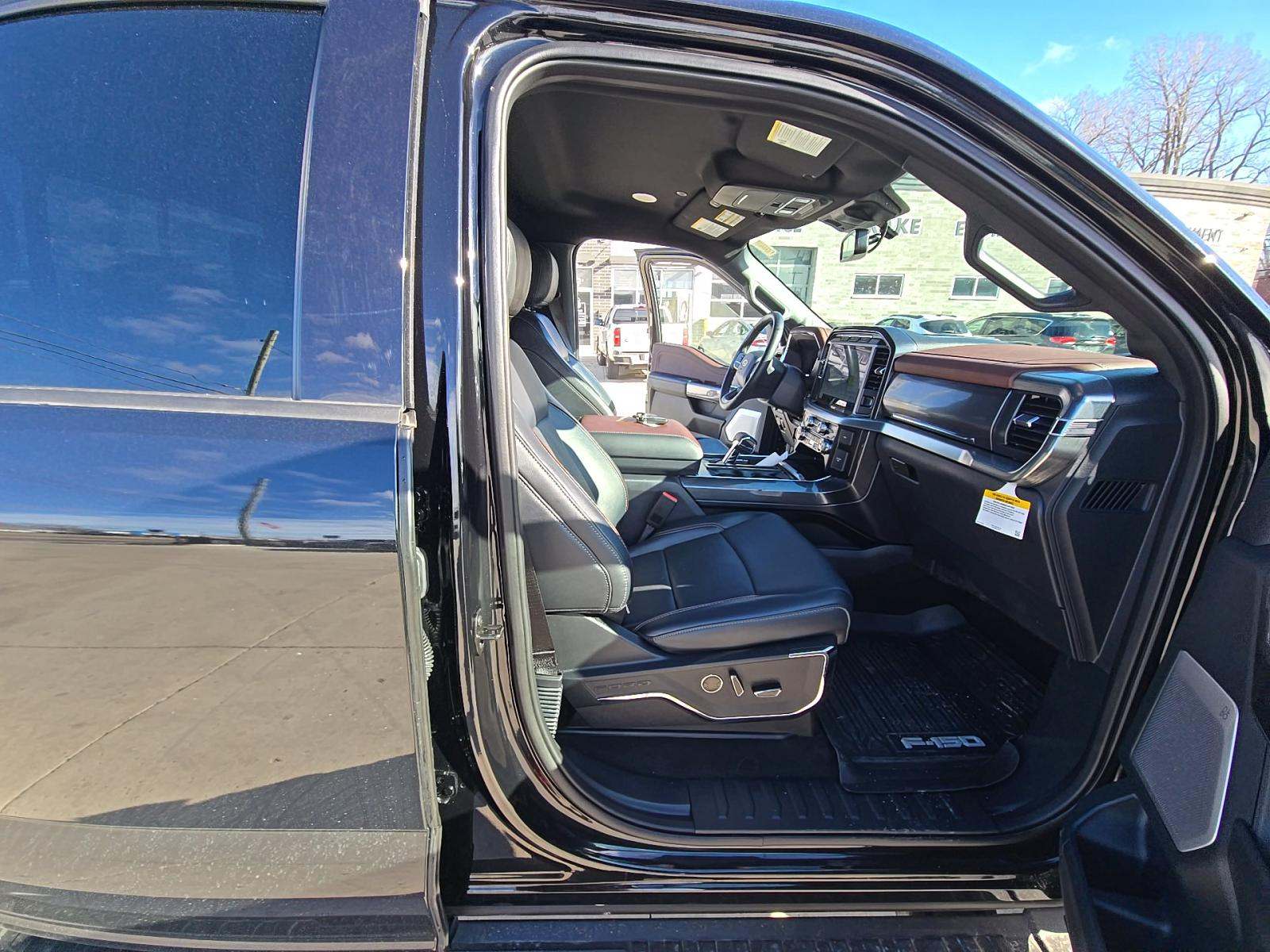 2023 Ford F-150 Hybrid Lariat AWD