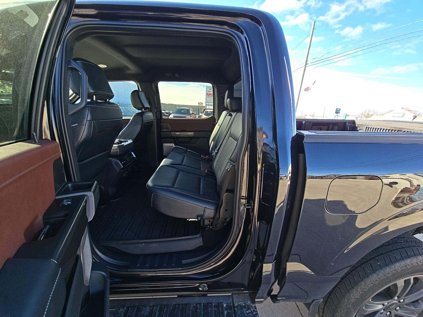 2023 Ford F-150 Hybrid Lariat AWD