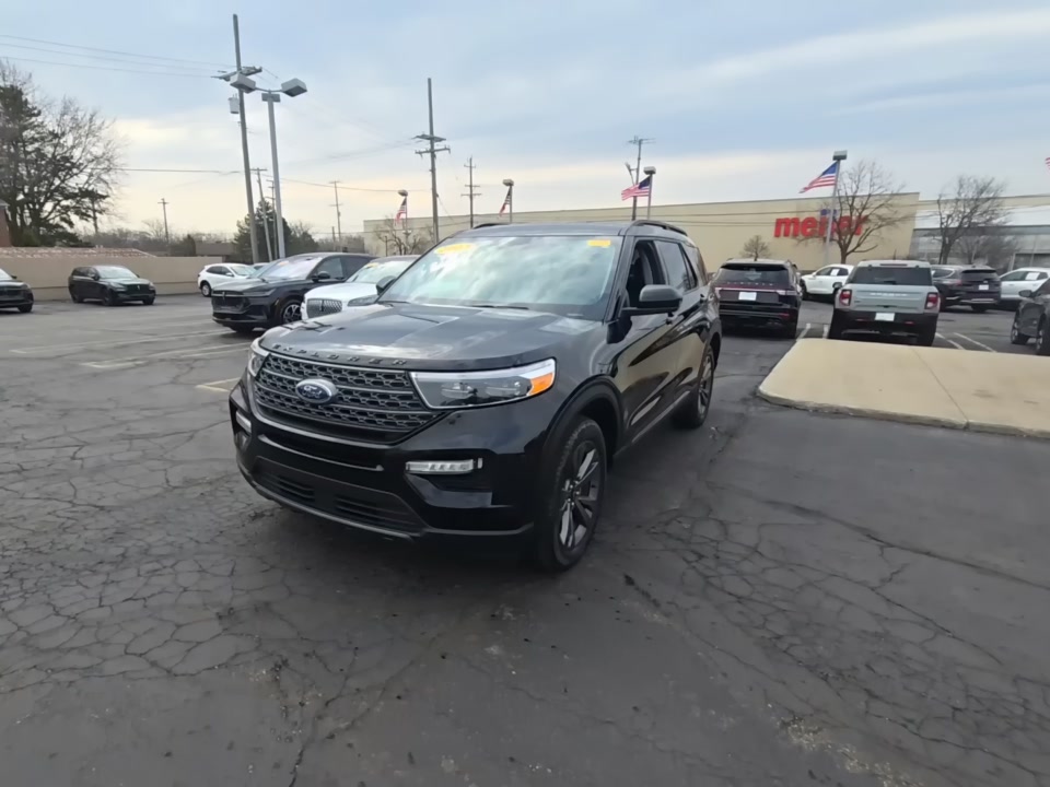2023 Ford Explorer XLT AWD