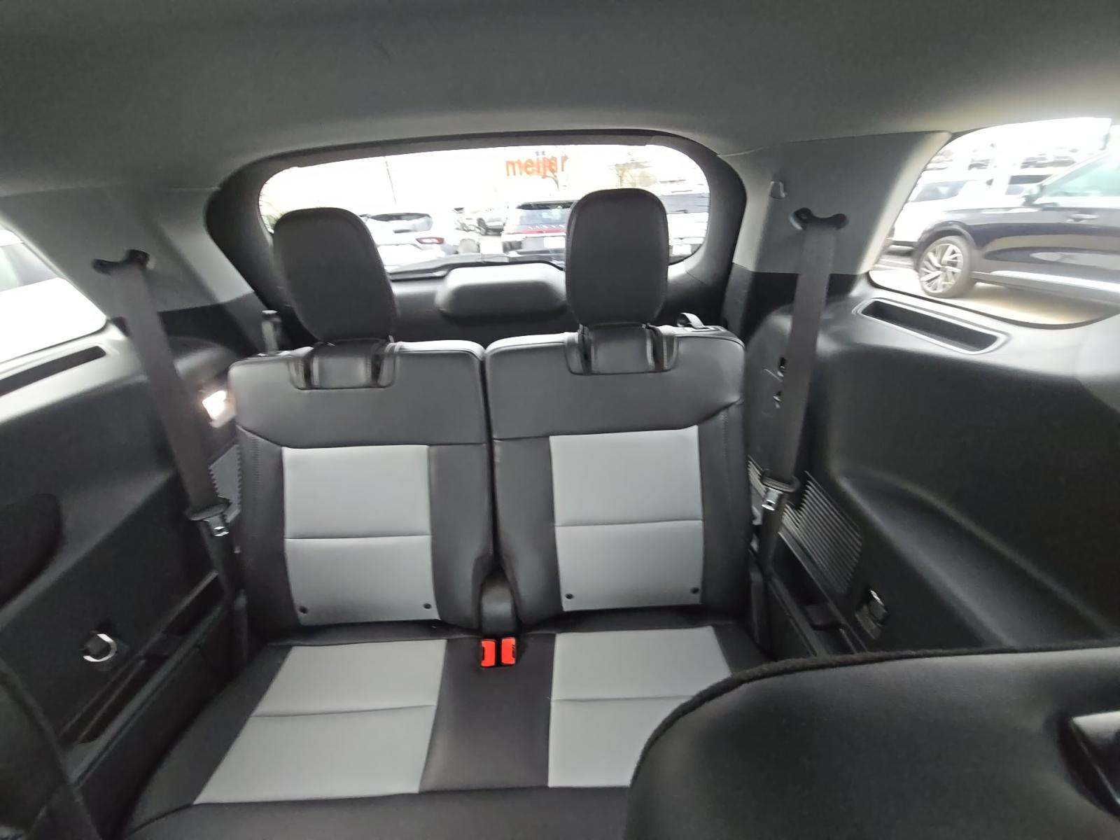 2023 Ford Explorer XLT AWD