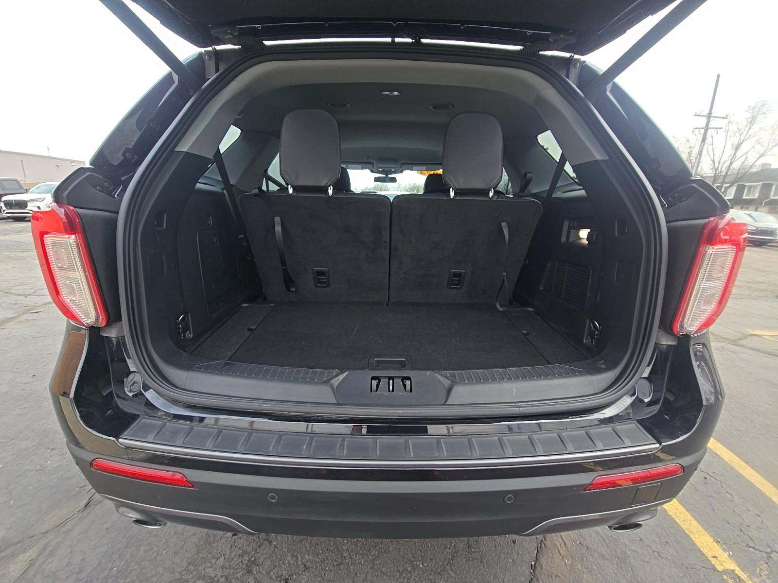 2023 Ford Explorer XLT AWD