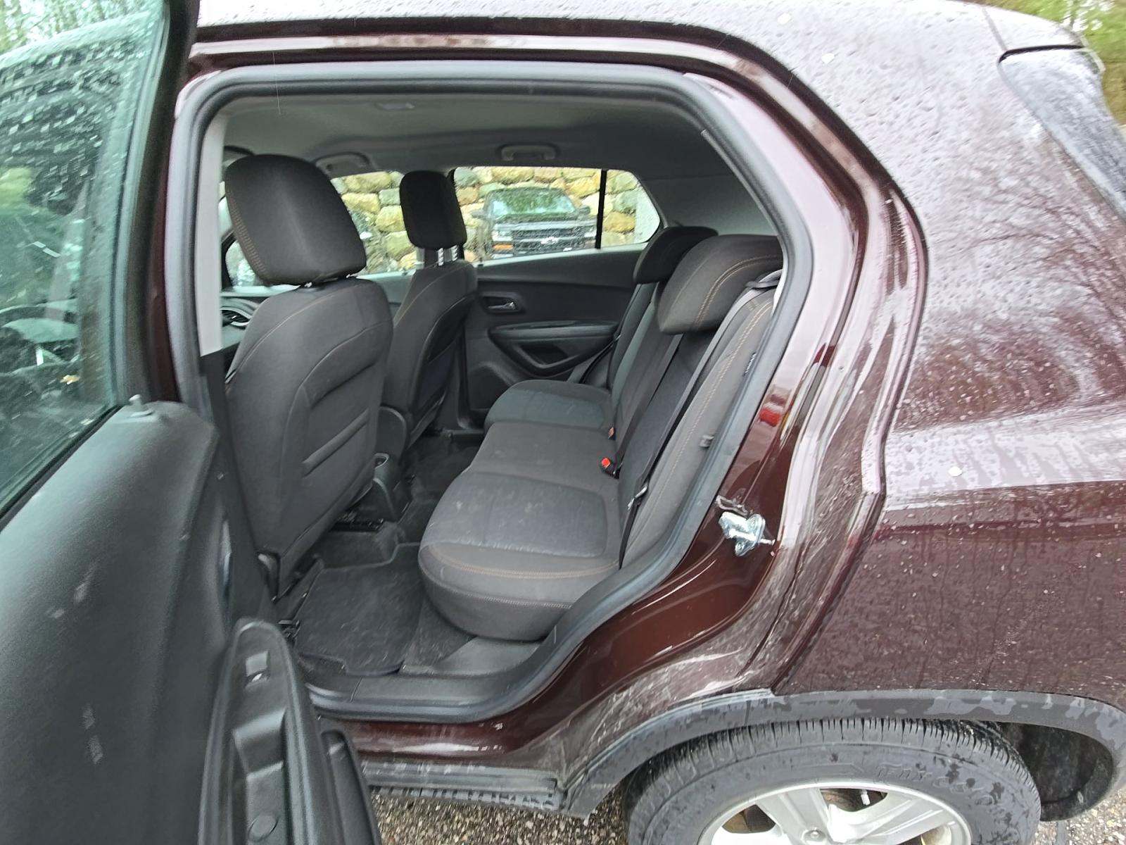 CHEVROLET TRAX - 9