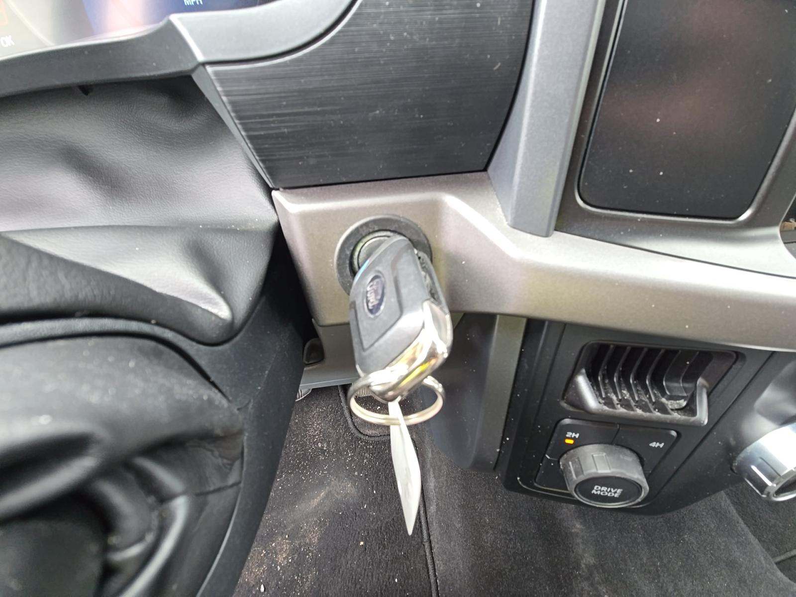FORD F-150 - 8