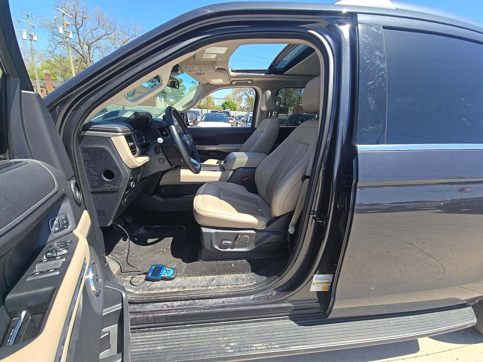 FORD EXPEDITION MAX - 2