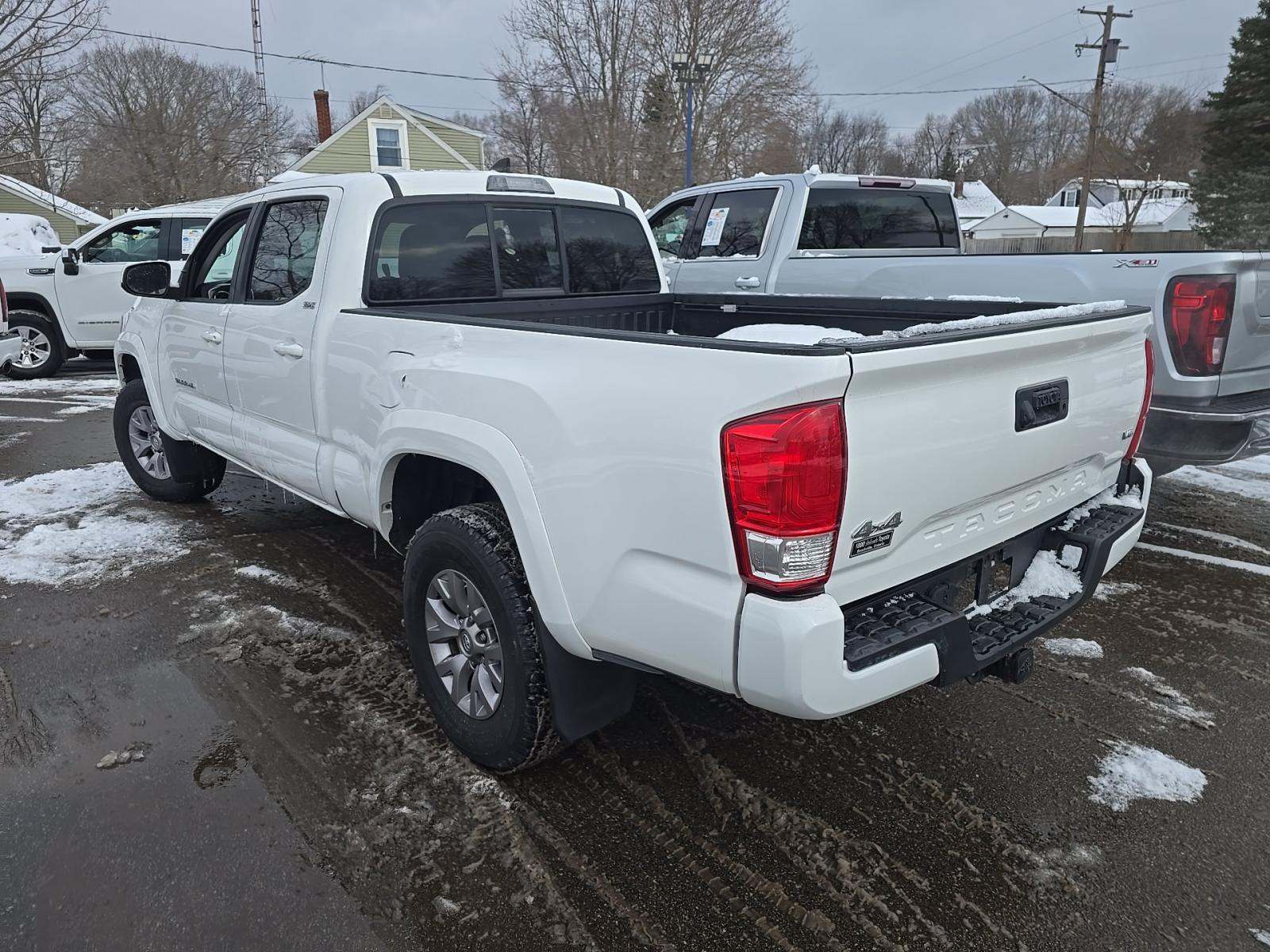 2016 Toyota Tacoma SR5 AWD