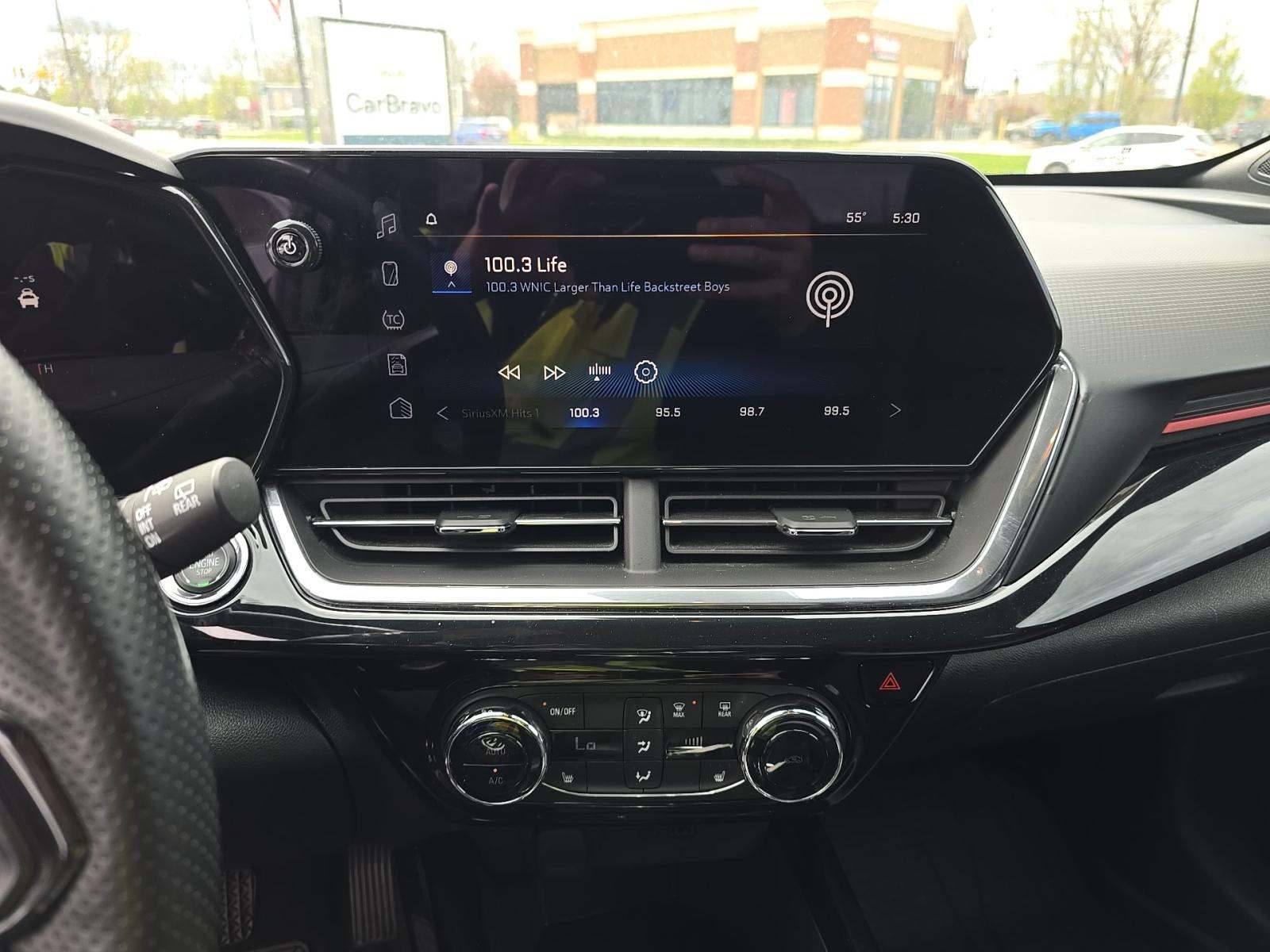 CHEVROLET TRAX - 10