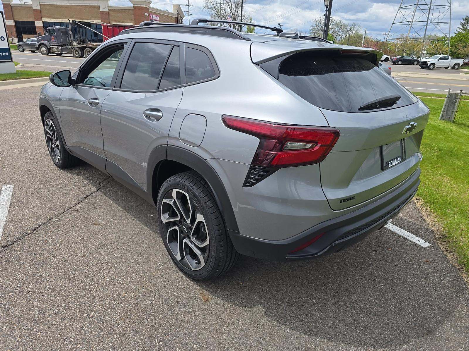 CHEVROLET TRAX - 2