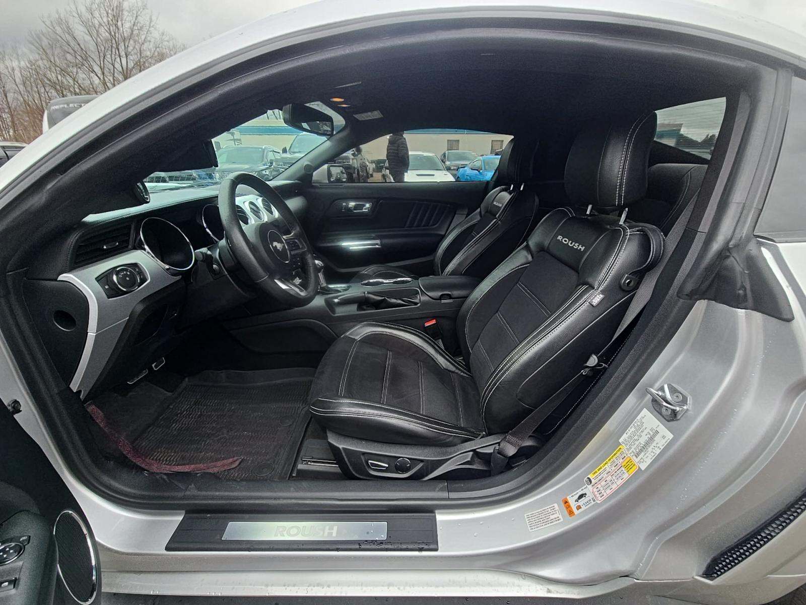 2017 Ford Mustang GT Premium RWD