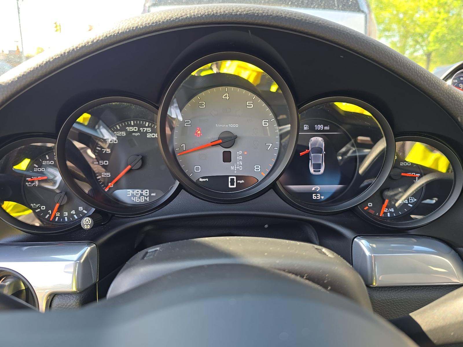 PORSCHE 911 - 9