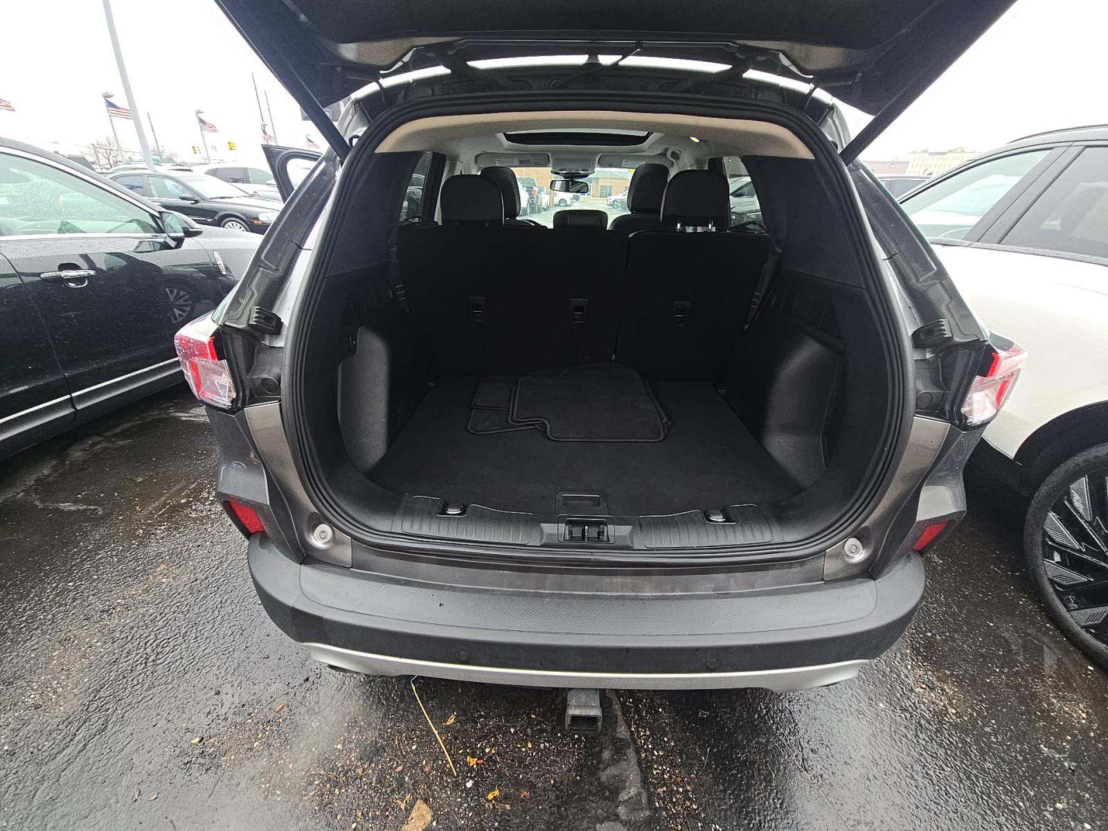 2022 Ford Escape Titanium AWD