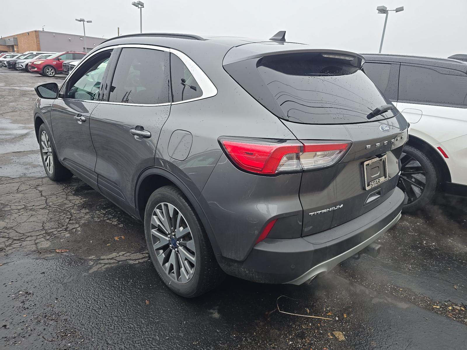 2022 Ford Escape Titanium AWD