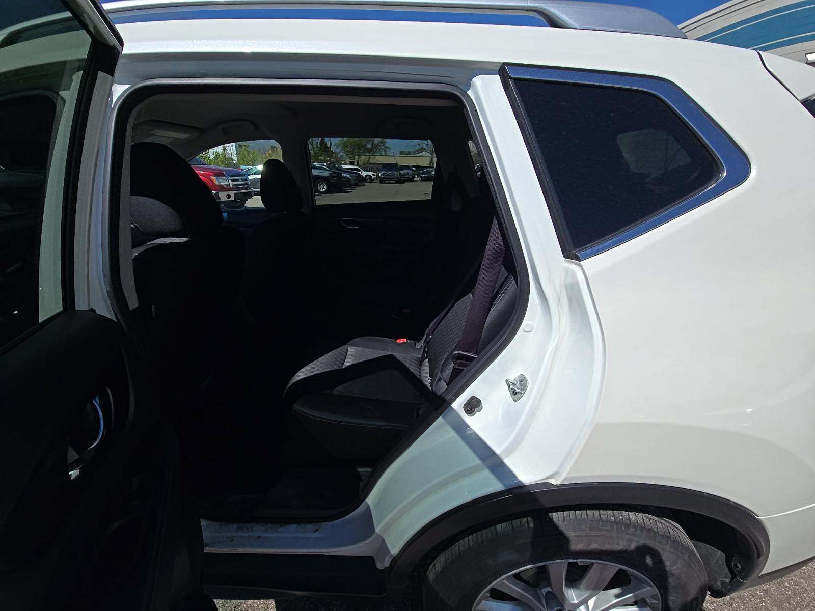 NISSAN ROGUE - 9