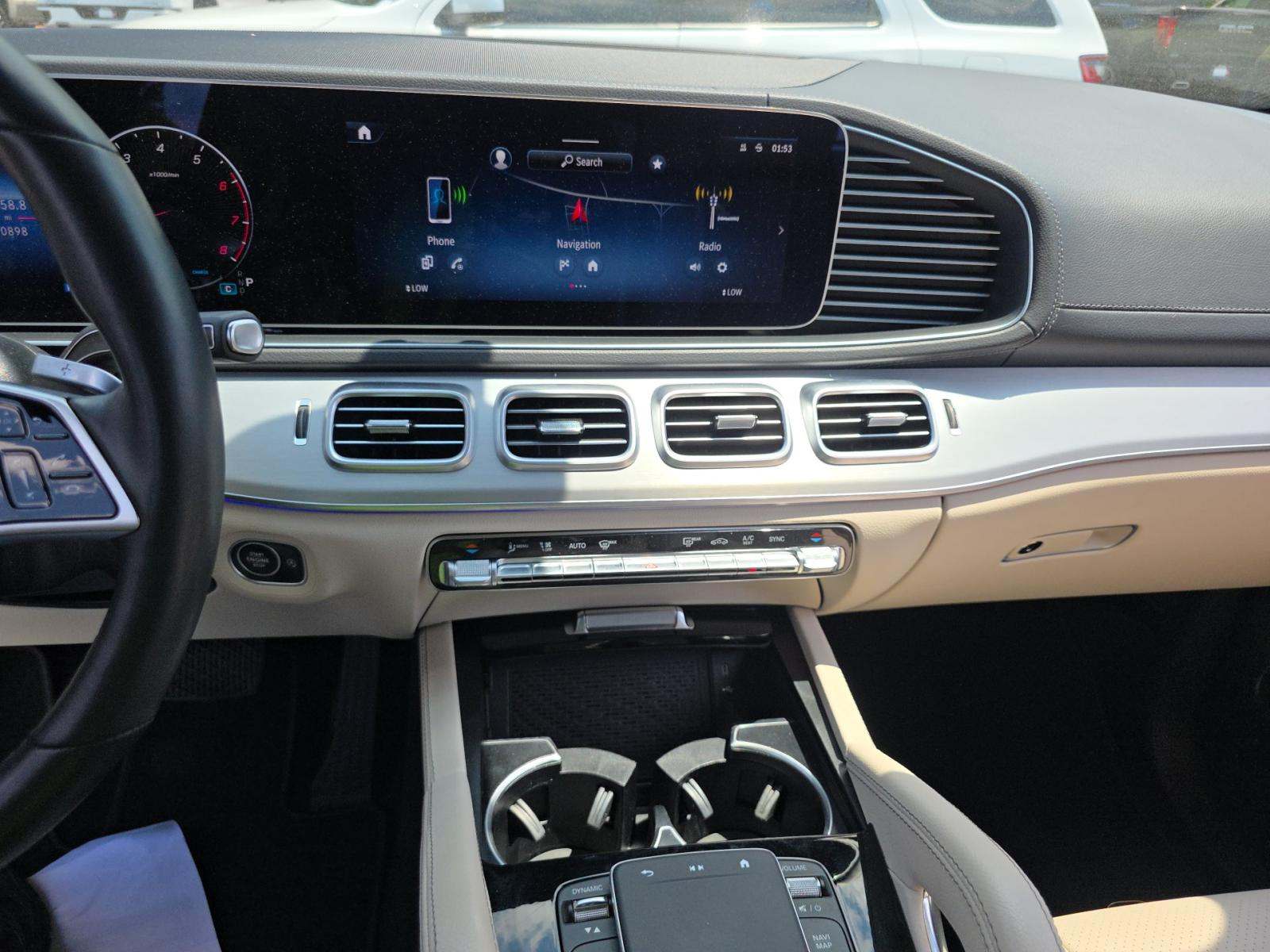 MERCEDES-BENZ GLS - 10