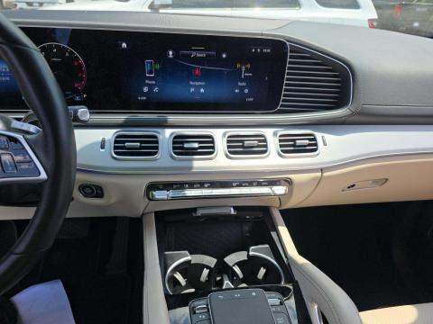 MERCEDES-BENZ GLS - 10