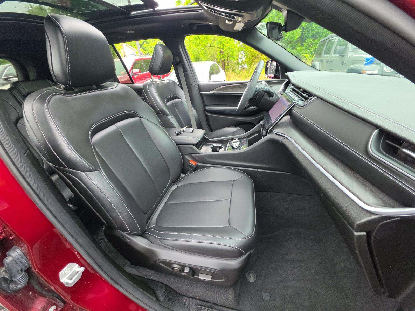 2025 Jeep Grand Cherokee Limited AWD