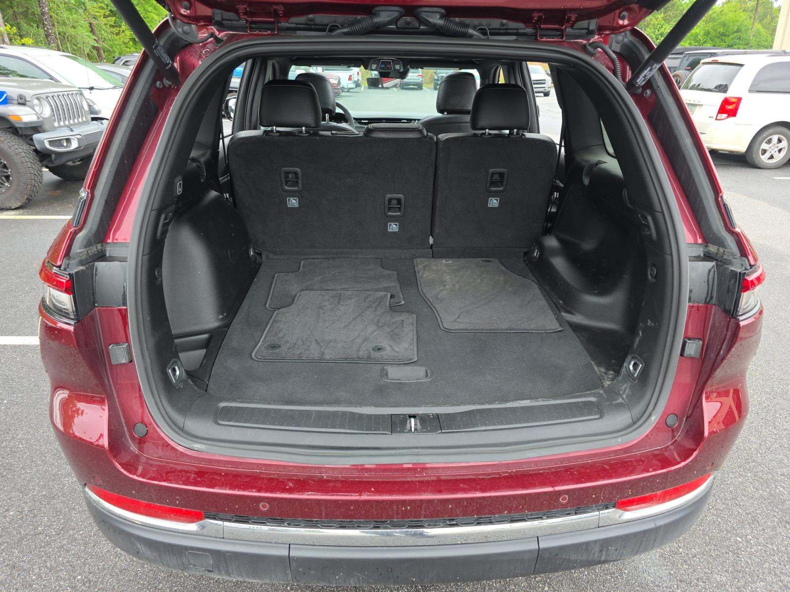 2025 Jeep Grand Cherokee Limited AWD