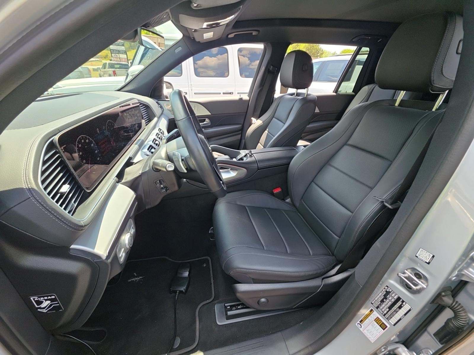 MERCEDES-BENZ GLS - 6