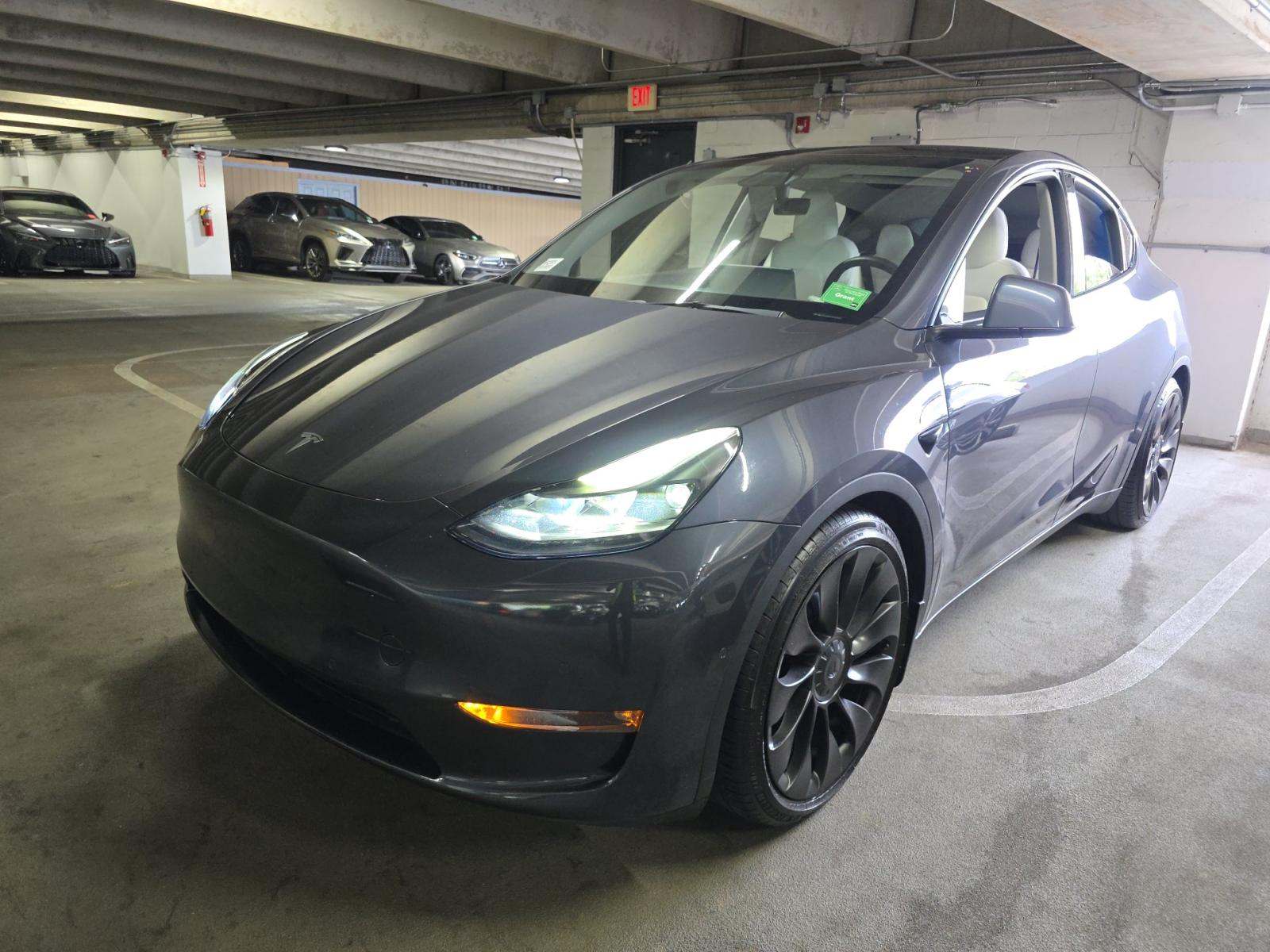 TESLA MODEL Y - 1