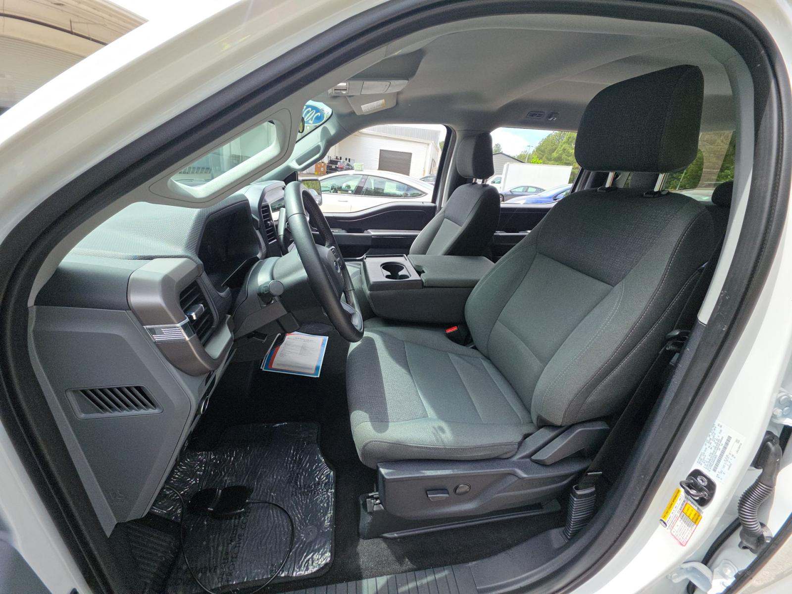 2025 Ford F-150 XLT AWD