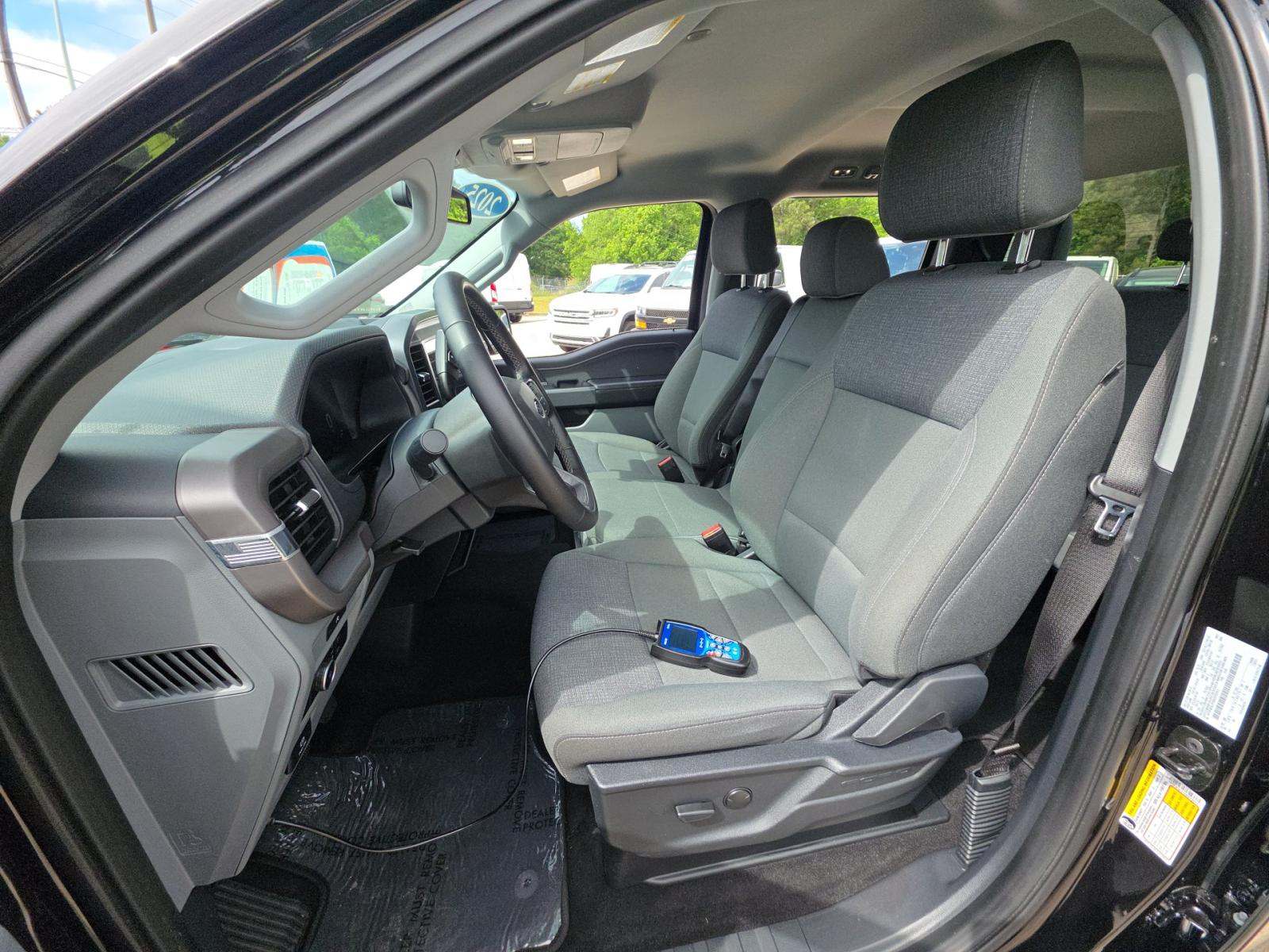 2025 Ford F-150 XLT AWD