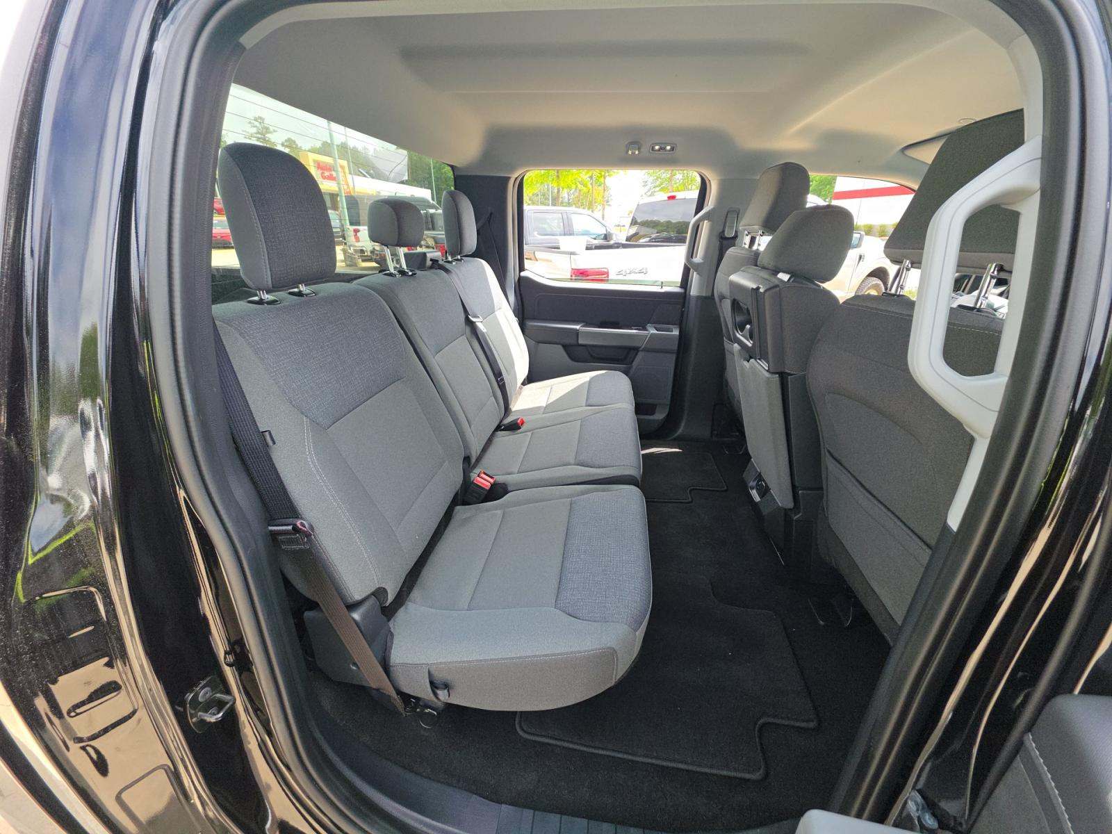 2025 Ford F-150 XLT AWD