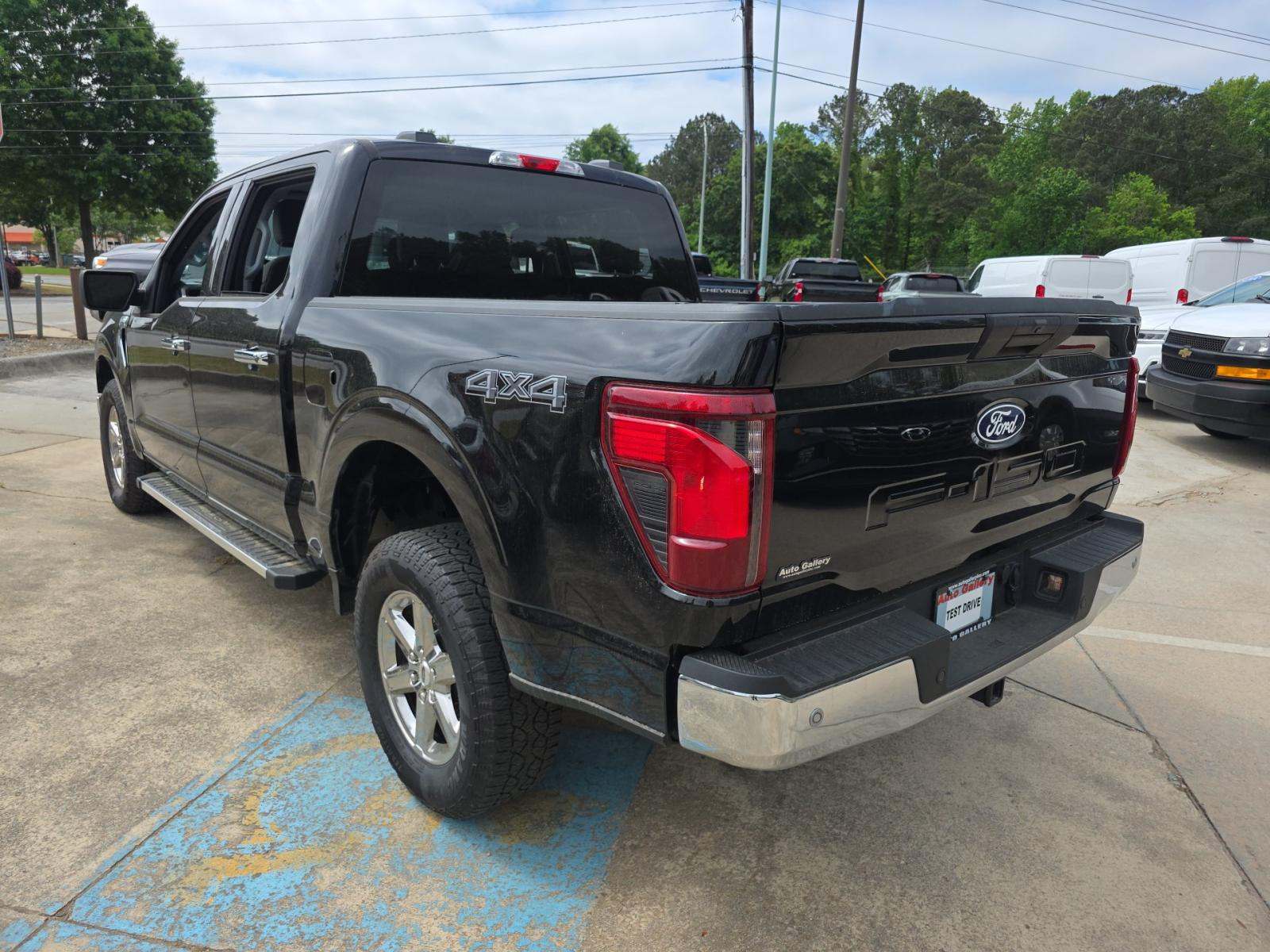 2025 Ford F-150 XLT AWD