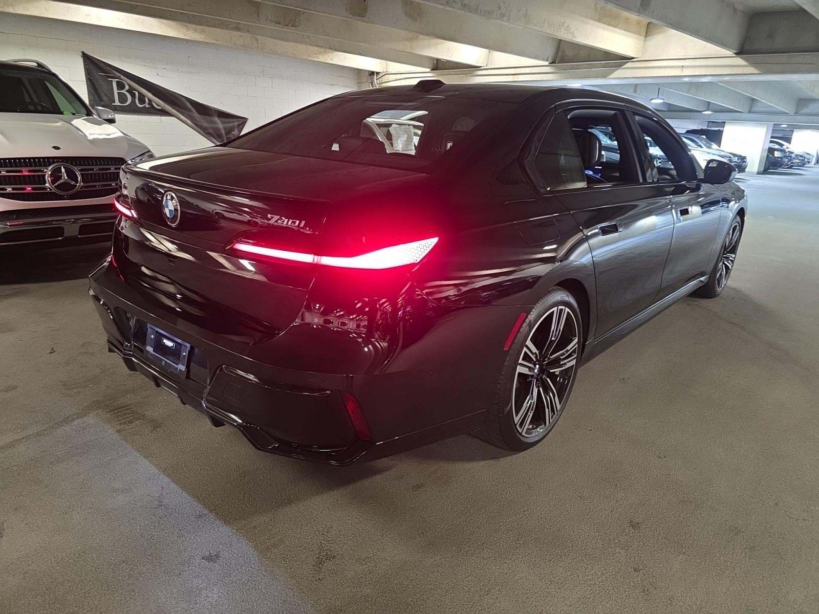 2023 BMW 7 Series 740i RWD