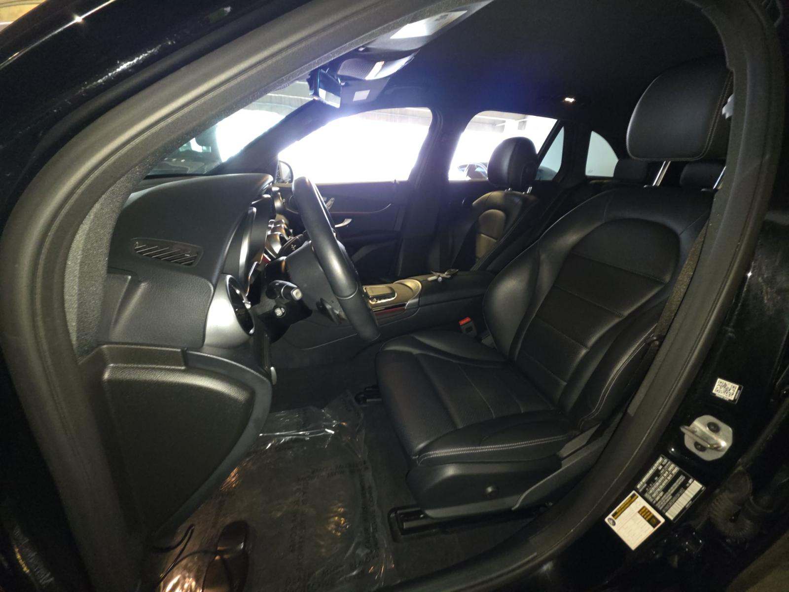 2022 Mercedes-Benz GLC GLC 300 AWD