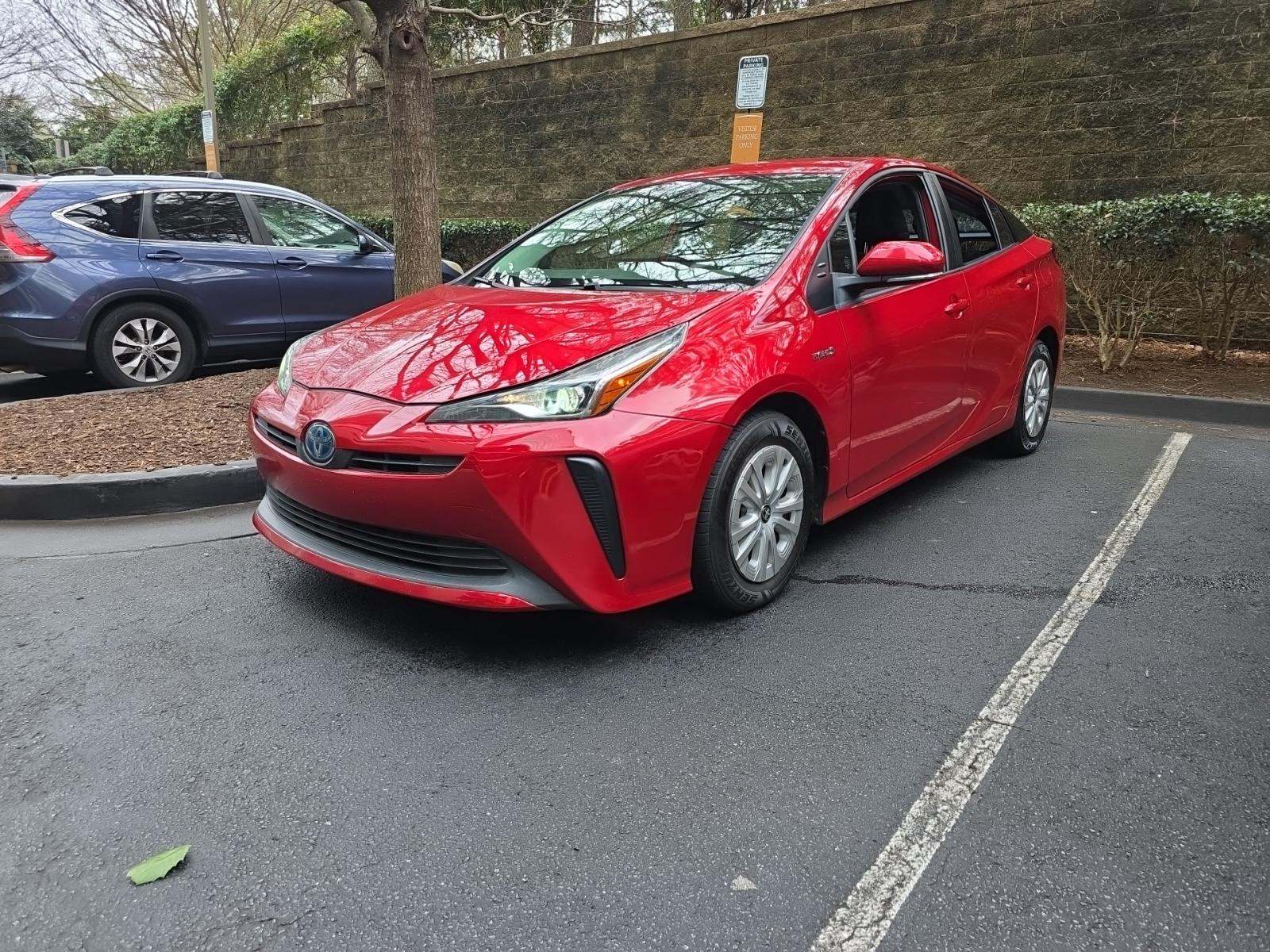 2020 Toyota Prius L Eco FWD