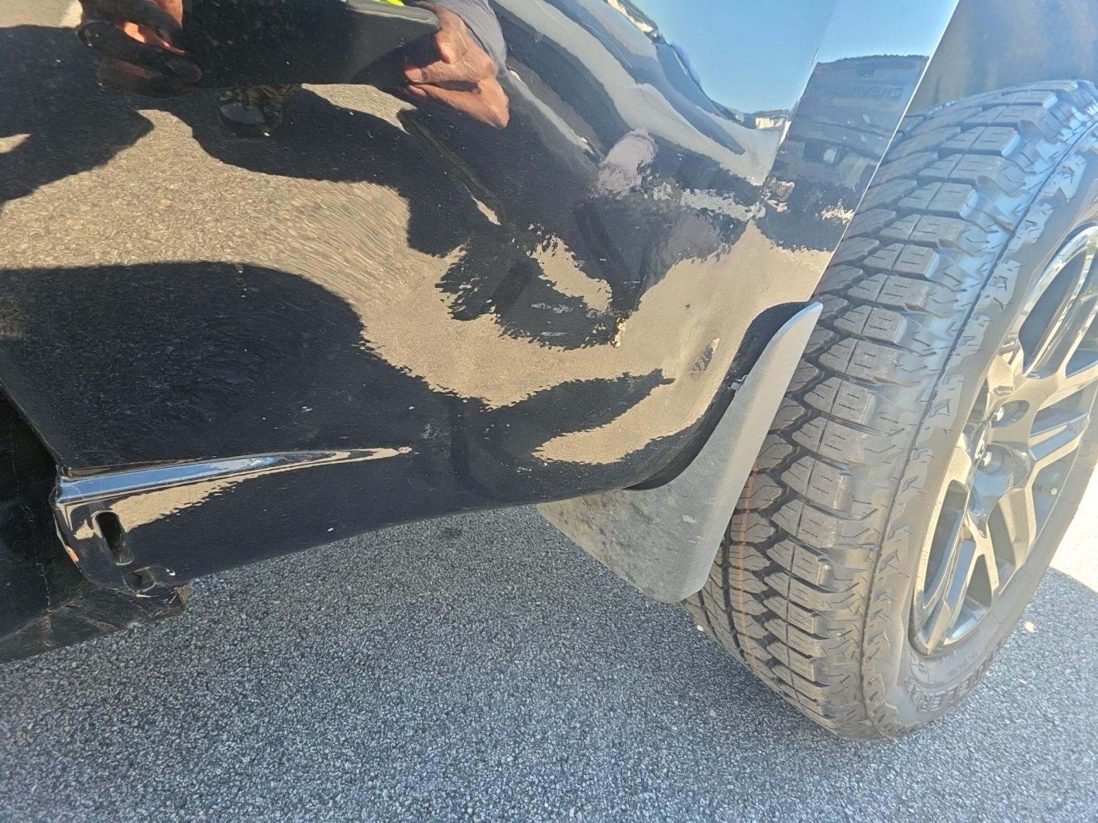 2023 Chevrolet Silverado 1500 Custom AWD