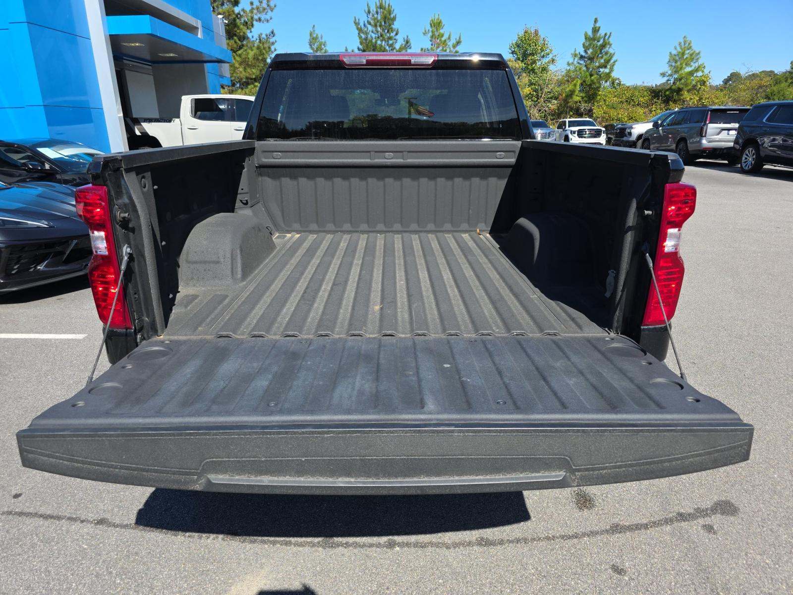 2023 Chevrolet Silverado 1500 Custom AWD