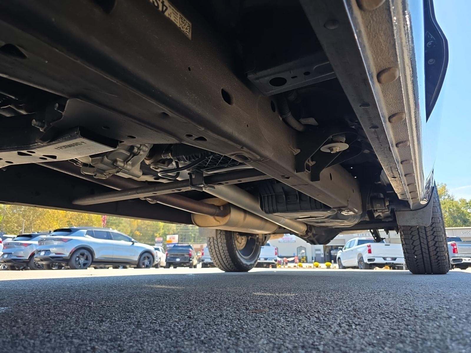 2023 Chevrolet Silverado 1500 Custom AWD