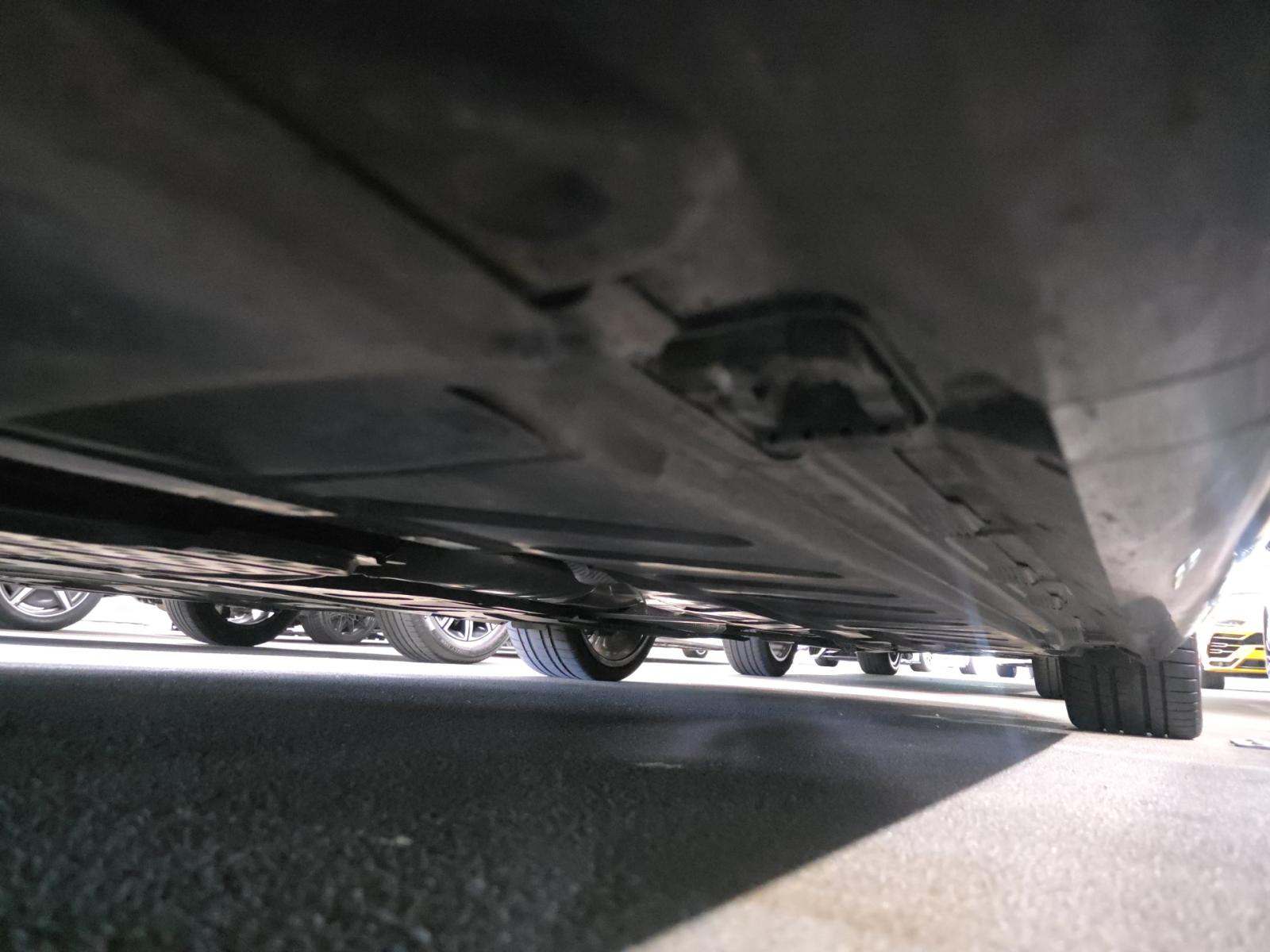 MERCEDES-BENZ E-CLASS - 7