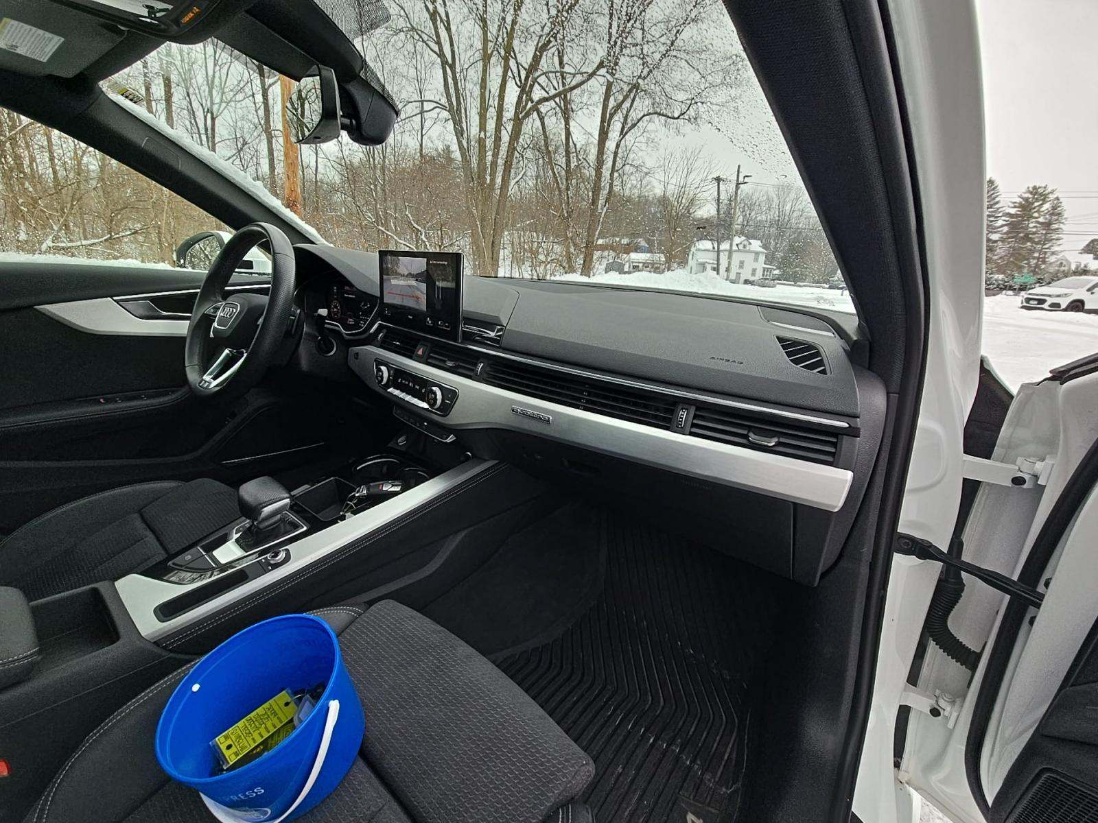 2022 Audi A4 S line Prestige AWD