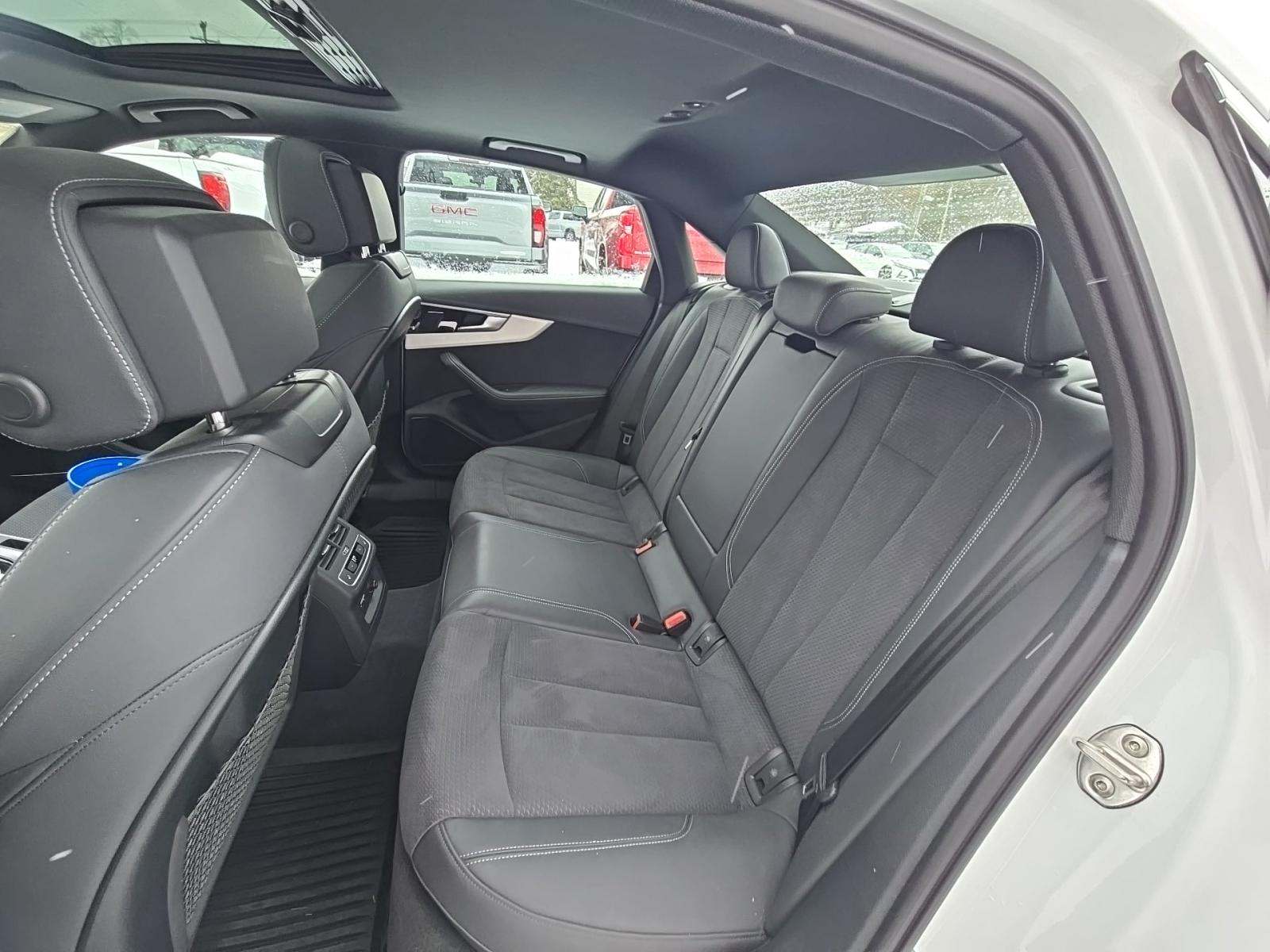 2022 Audi A4 S line Prestige AWD