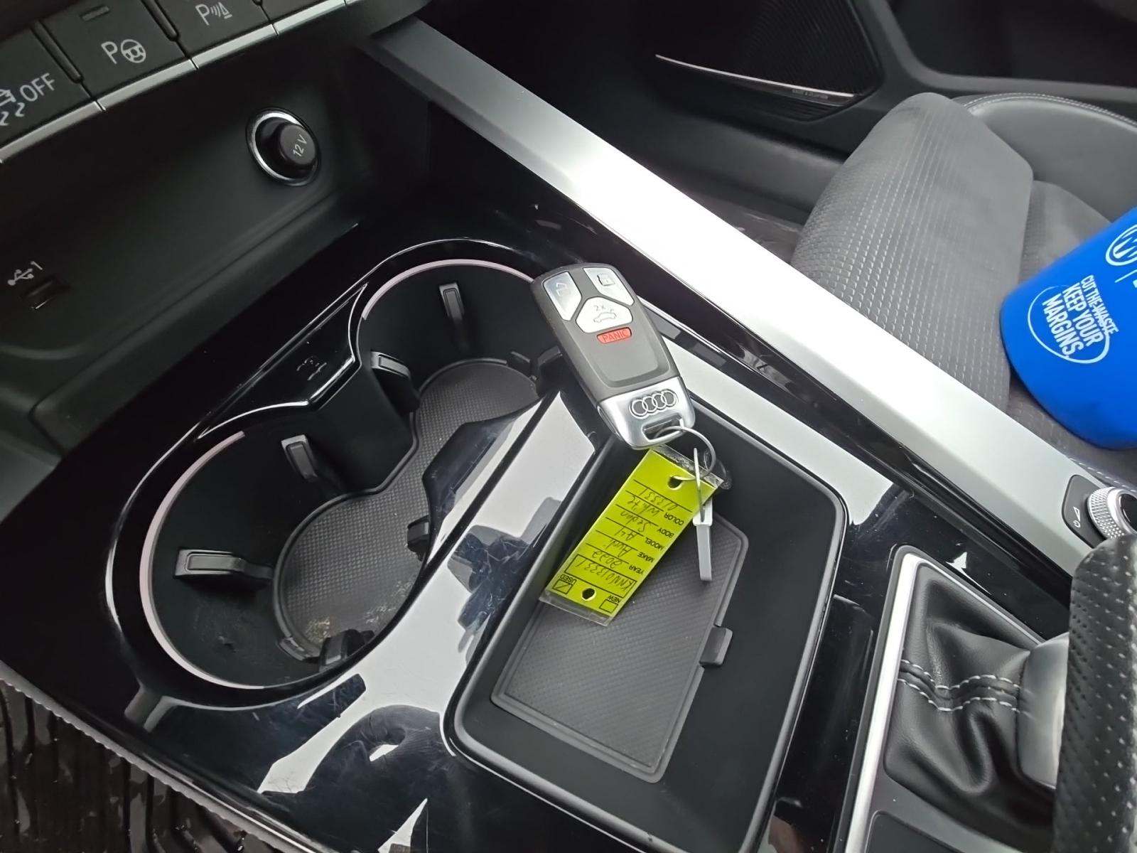 2022 Audi A4 S line Prestige AWD