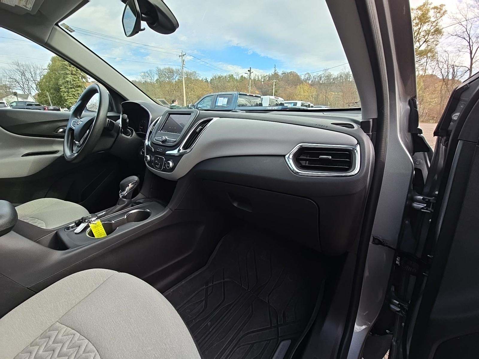 2024 Chevrolet Equinox LS FWD