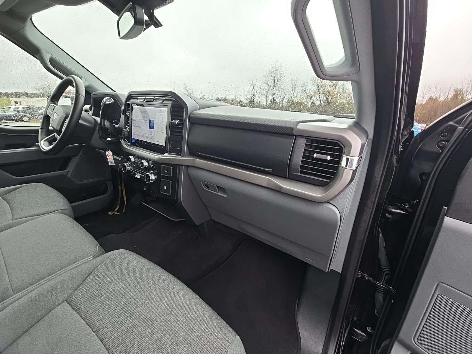 2024 Ford F-150 XLT AWD