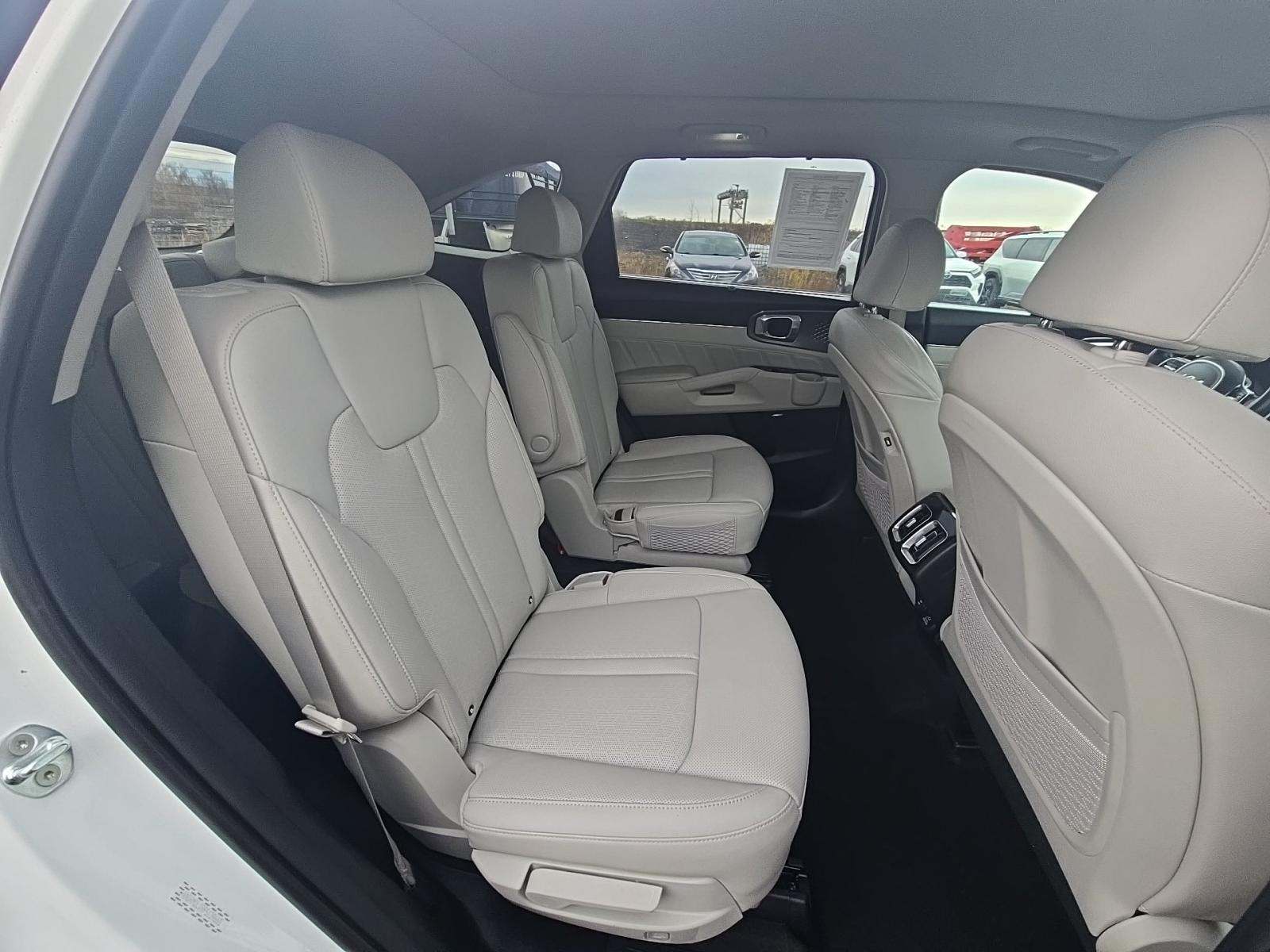 2023 Kia Sorento Hybrid SX Prestige AWD