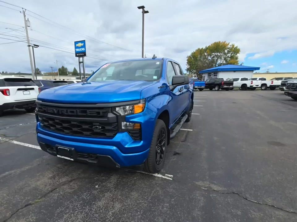 2023 Chevrolet Silverado 1500 Custom AWD