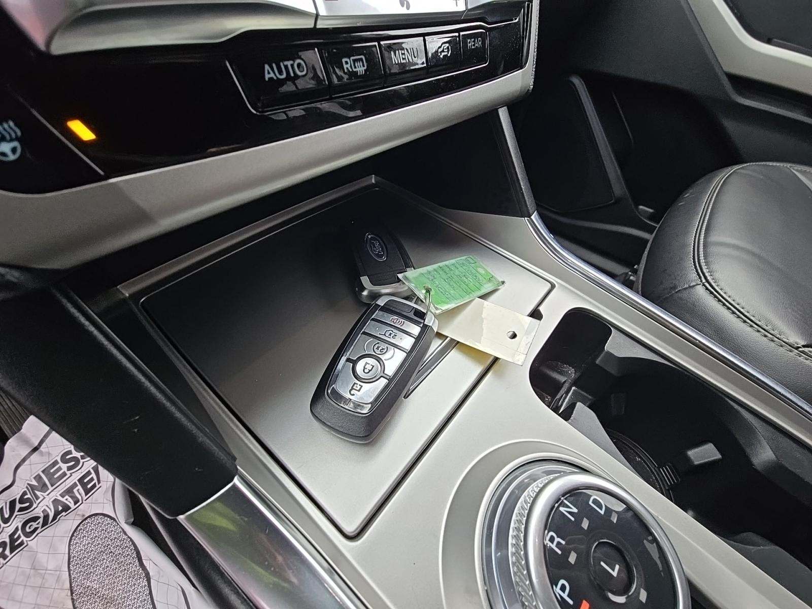 2022 Ford Explorer XLT AWD