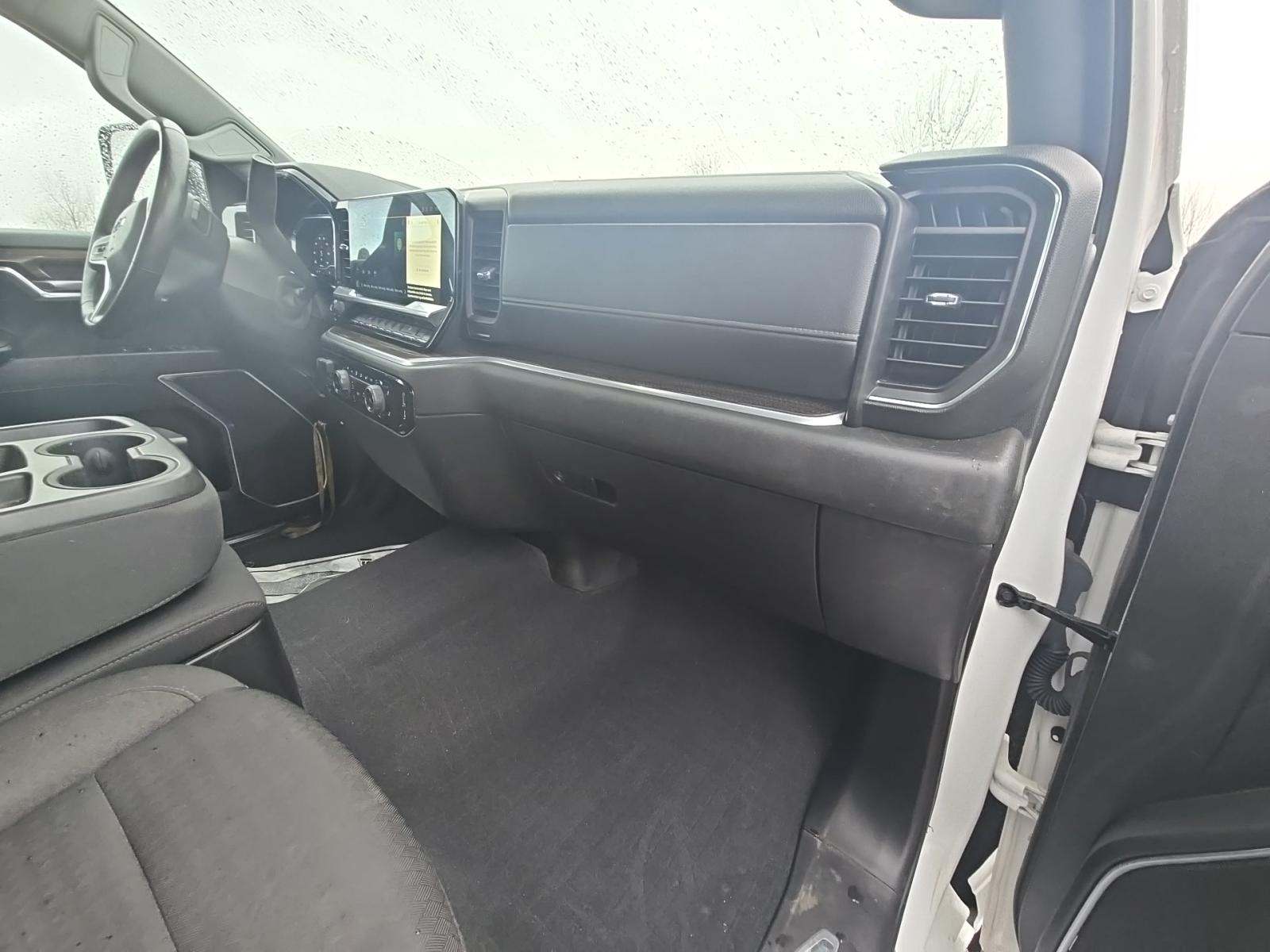 2023 Chevrolet Silverado 1500 RST AWD