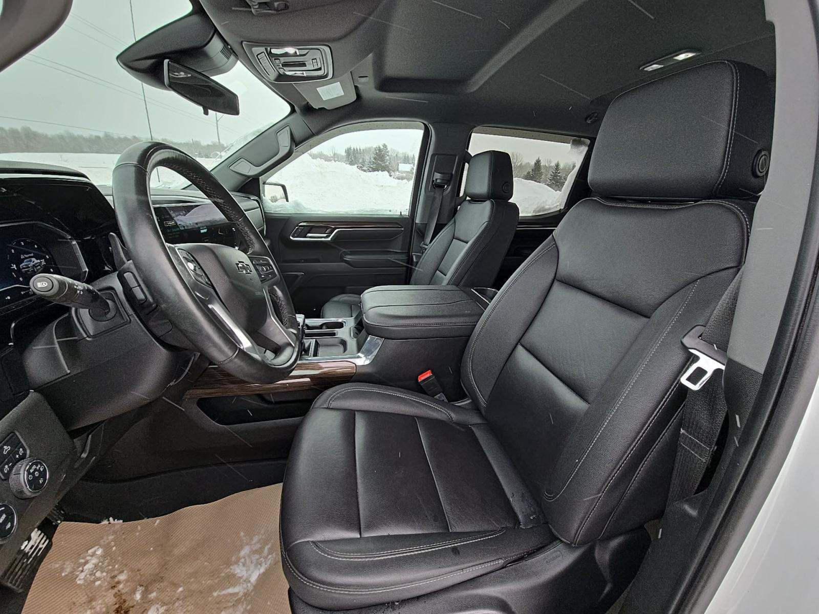 2023 Chevrolet Silverado 1500 RST AWD